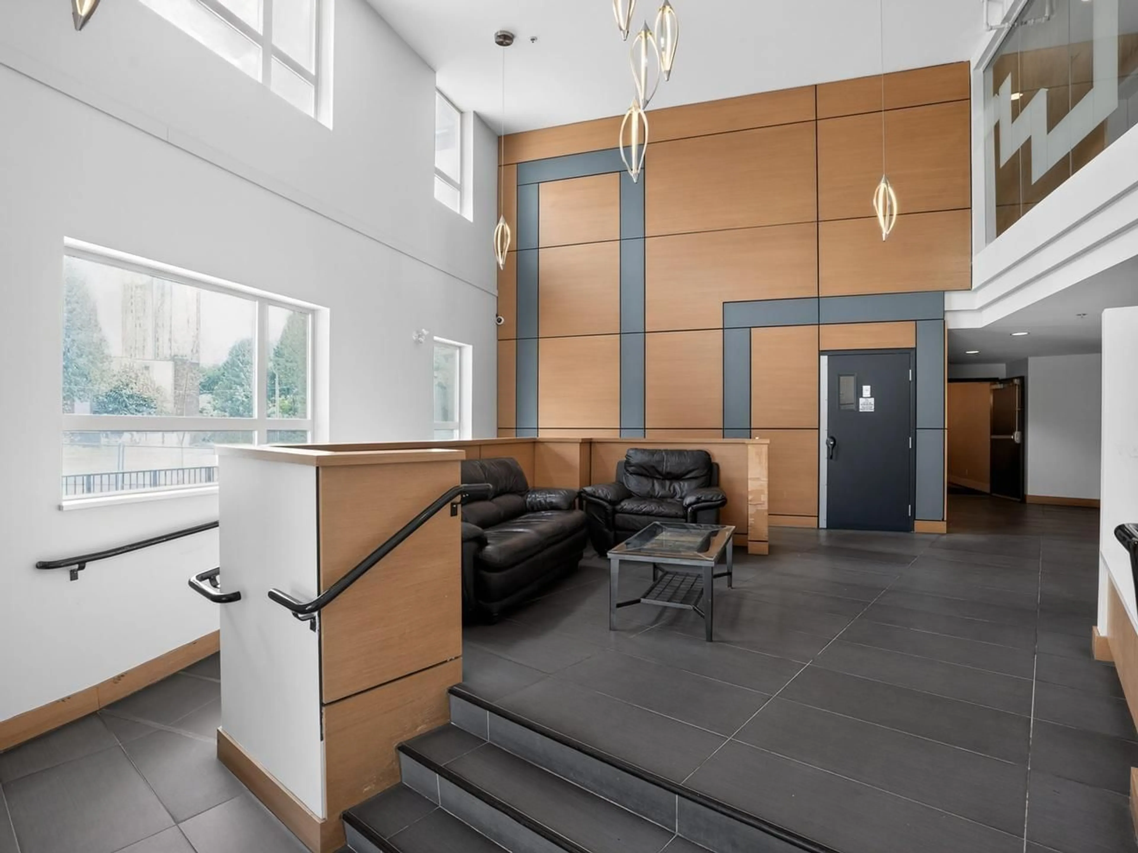 Lobby for 200 - 13228 OLD YALE ROAD, Surrey British Columbia V3T0K3