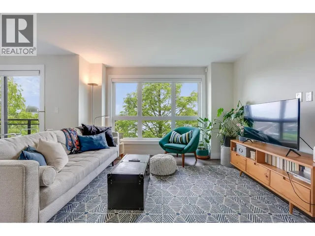301 - 3028 ARBUTUS STREET, Vancouver 2