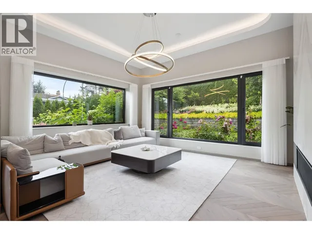 6363 BUCKINGHAM DRIVE, Burnaby 2