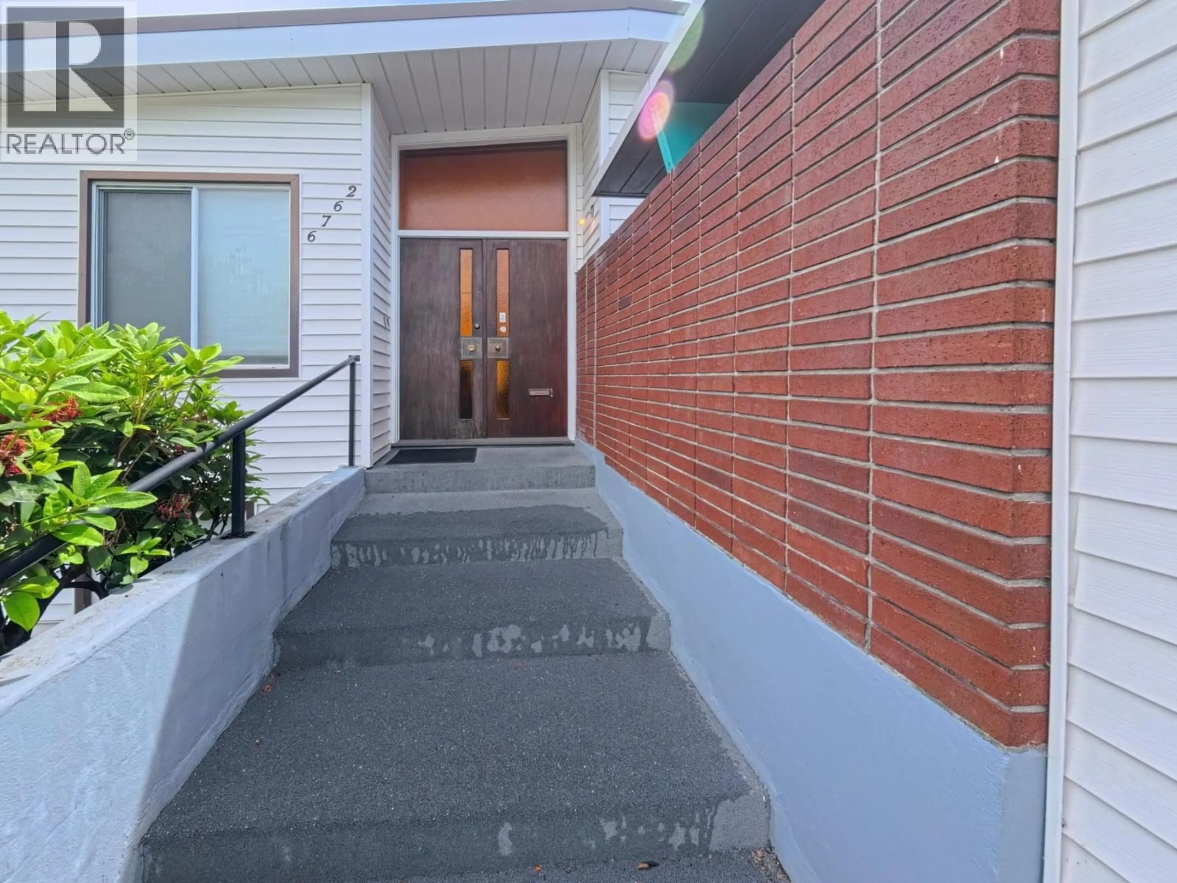 Unknown for 6762 NEAL STREET, Vancouver British Columbia V6P3N5