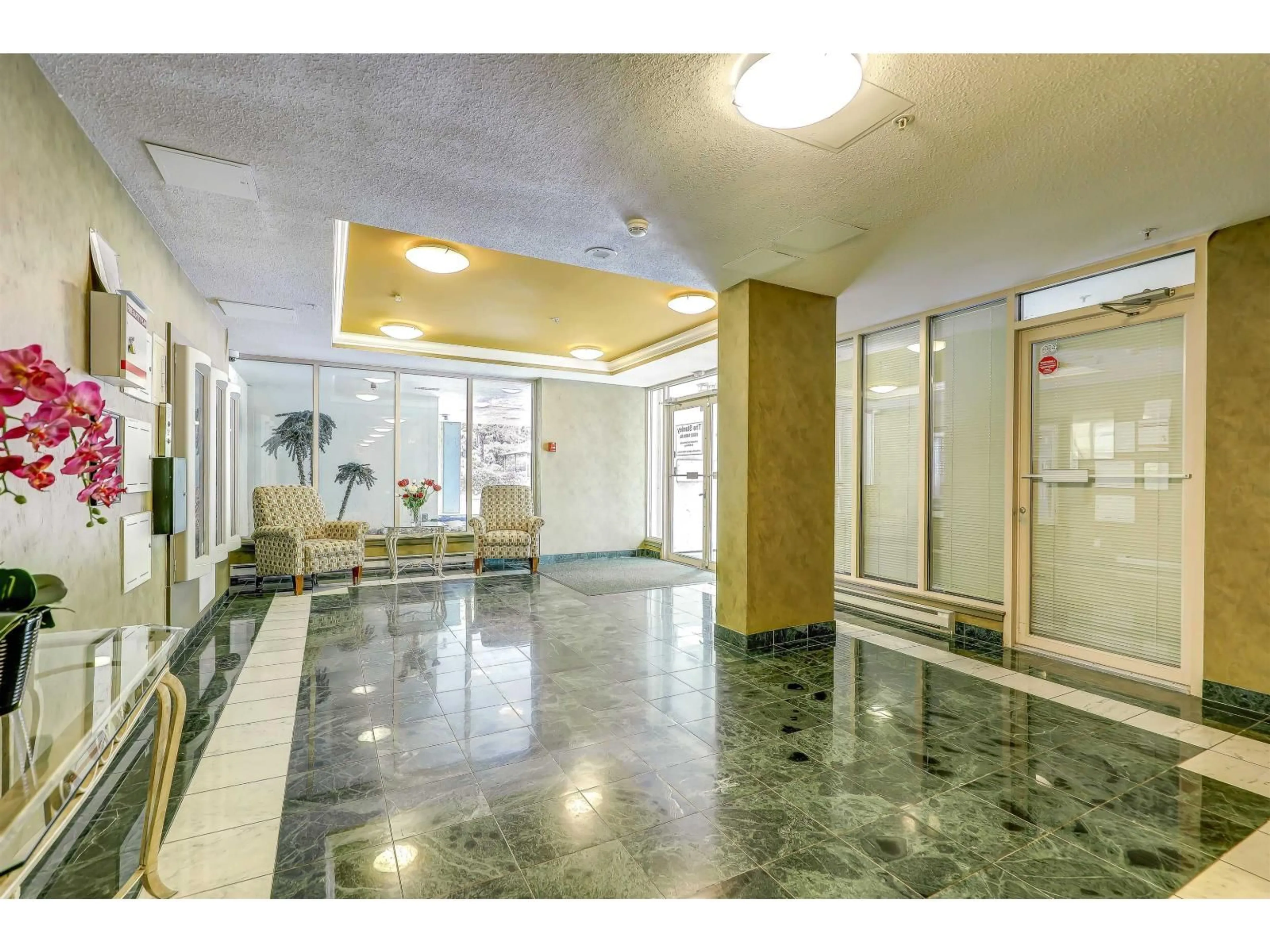 Lobby for 808 - 10082 148 STREET, Surrey British Columbia V3R0S3