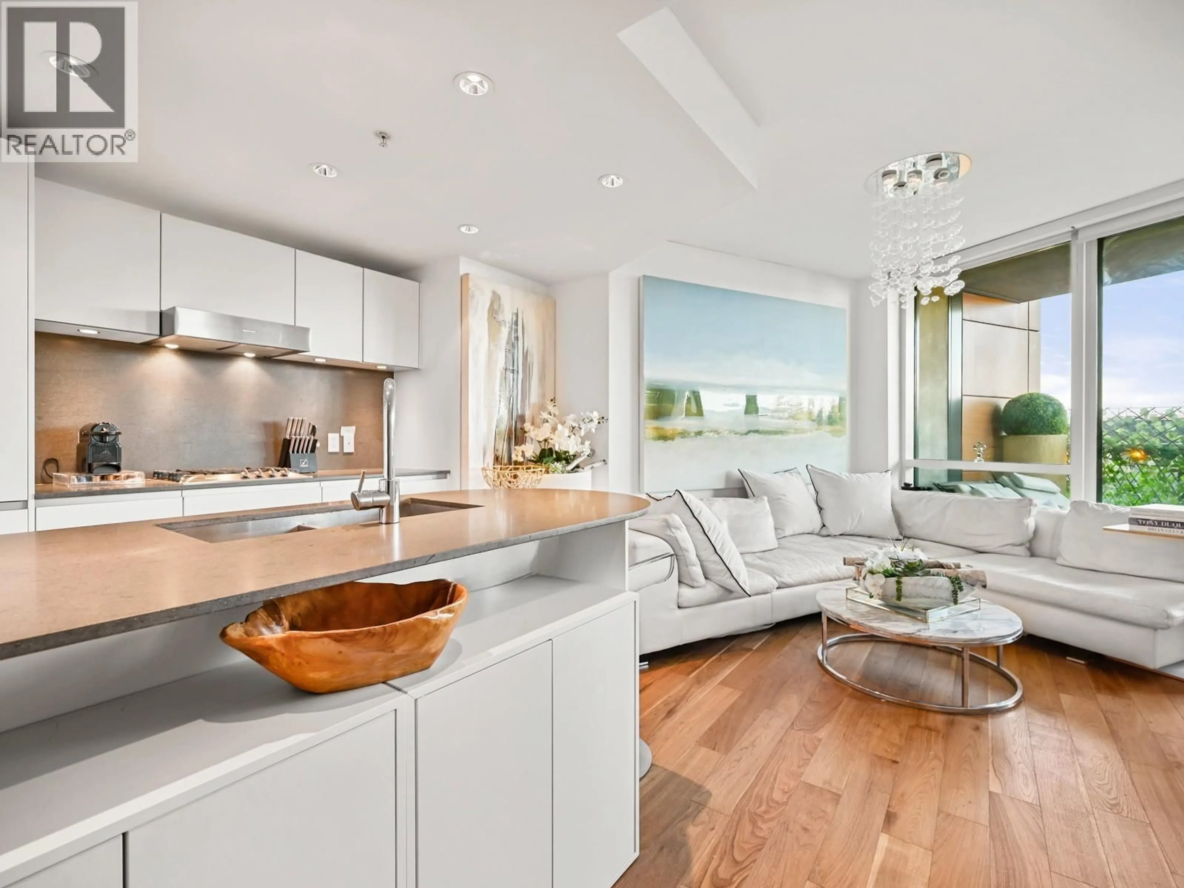 Open concept kitchen, unknown for 803 - 8555 GRANVILLE STREET, Vancouver British Columbia V6P0C3