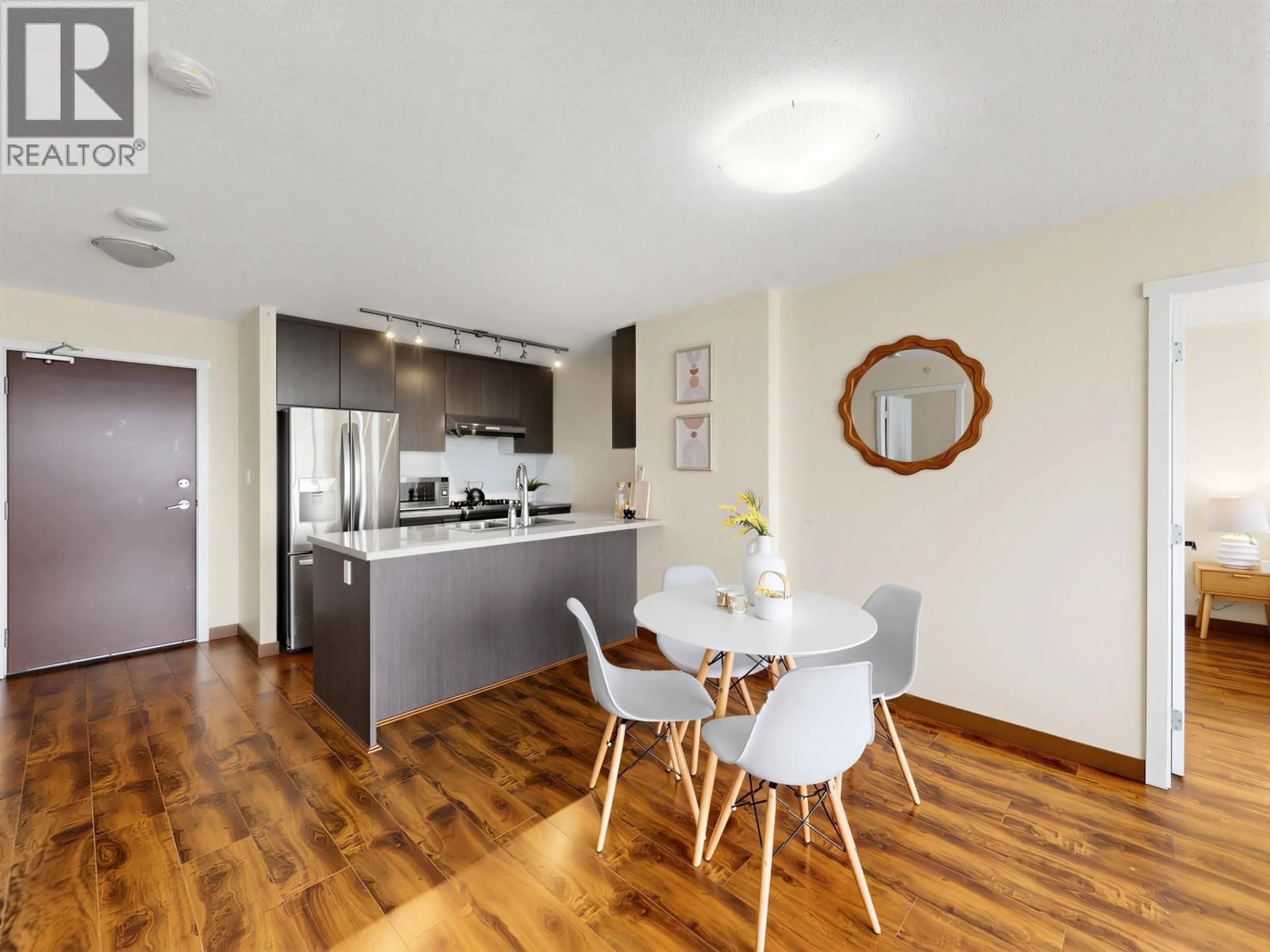 Open concept kitchen, wood/laminate floor for 2005 - 6688 ARCOLA STREET, Burnaby British Columbia V5E0B3