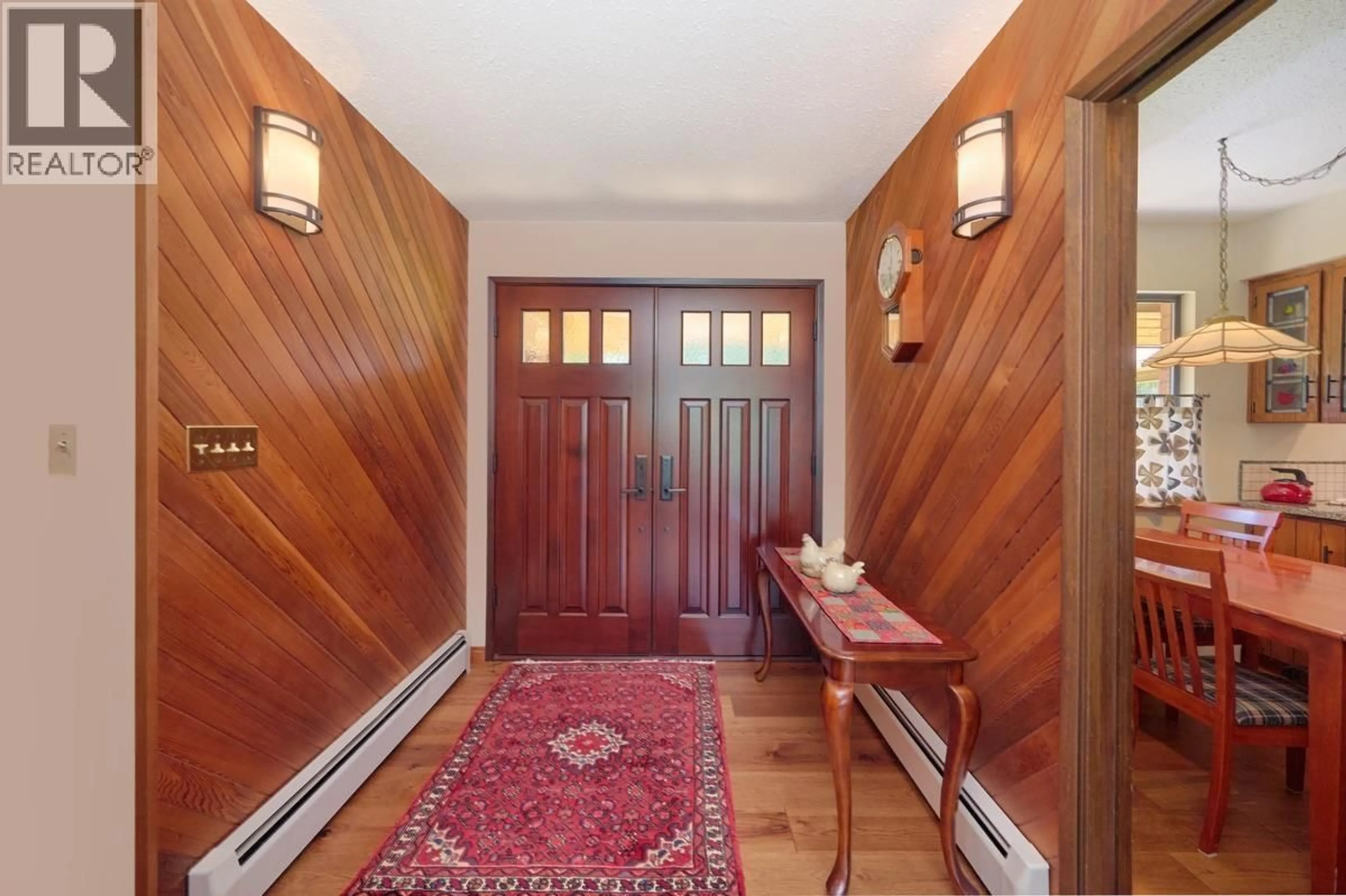 Indoor entryway for 19437 119B AVENUE, Pitt Meadows British Columbia V3Y1J9