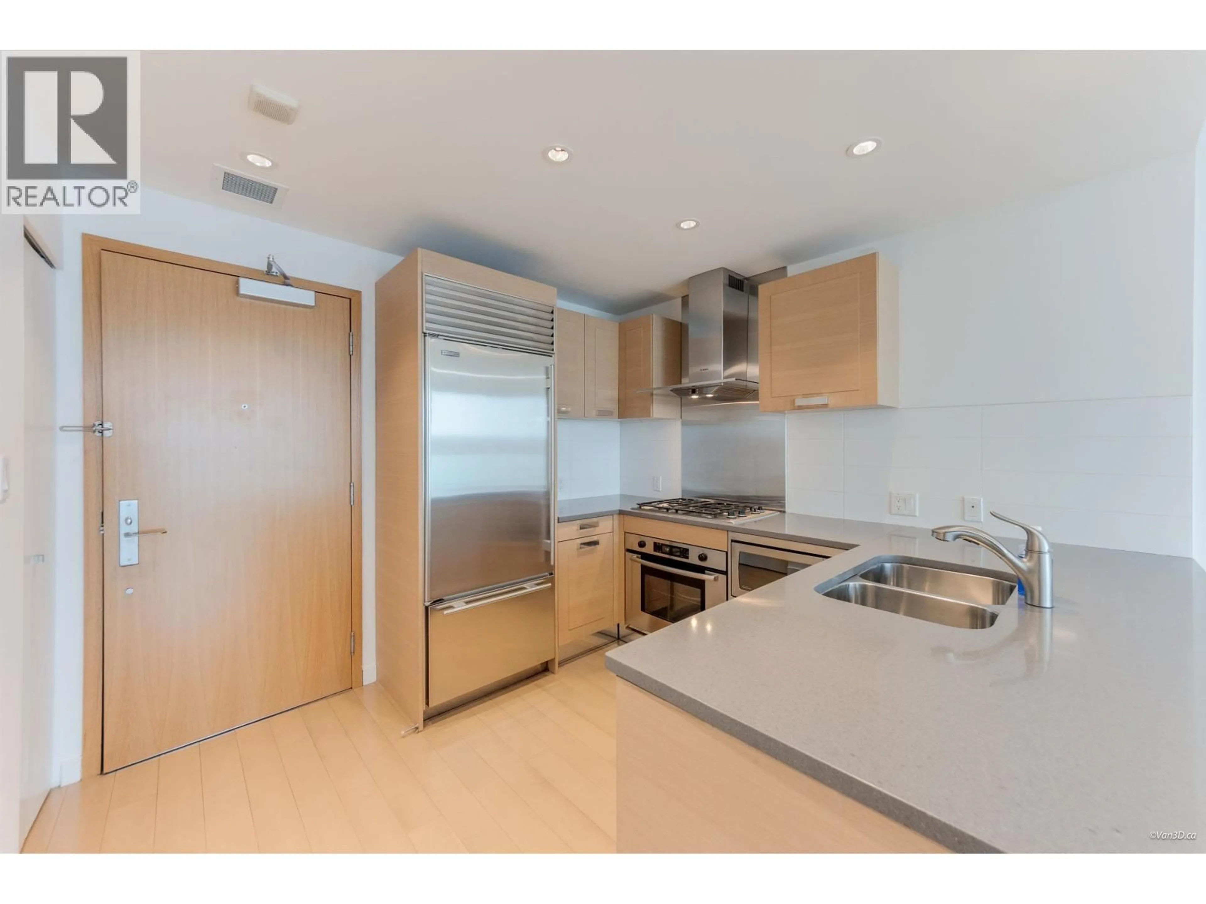 Standard kitchen, unknown for 823 - 8080 CAMBIE ROAD, Richmond British Columbia V6X0C1