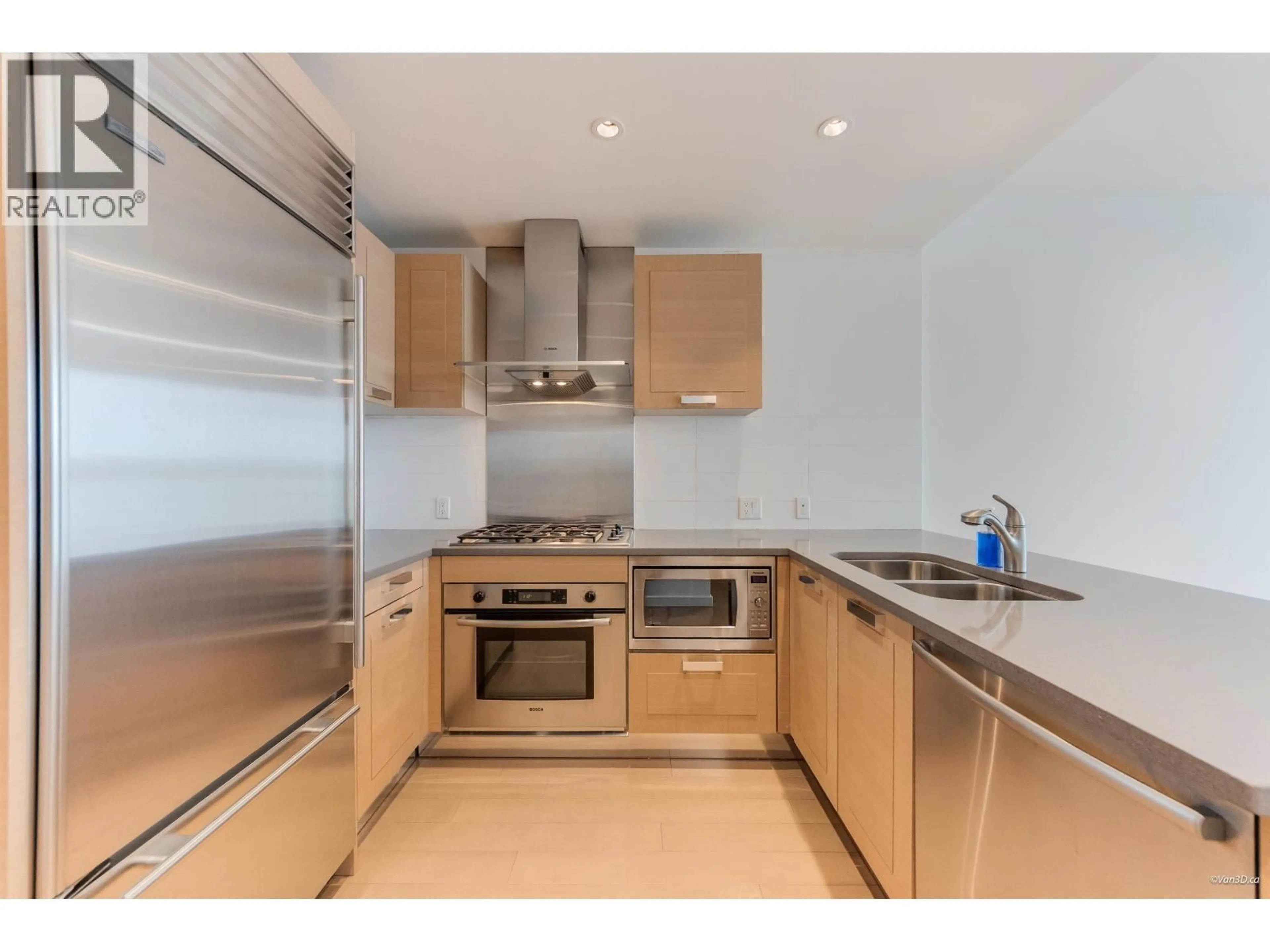 Standard kitchen, unknown for 823 - 8080 CAMBIE ROAD, Richmond British Columbia V6X0C1