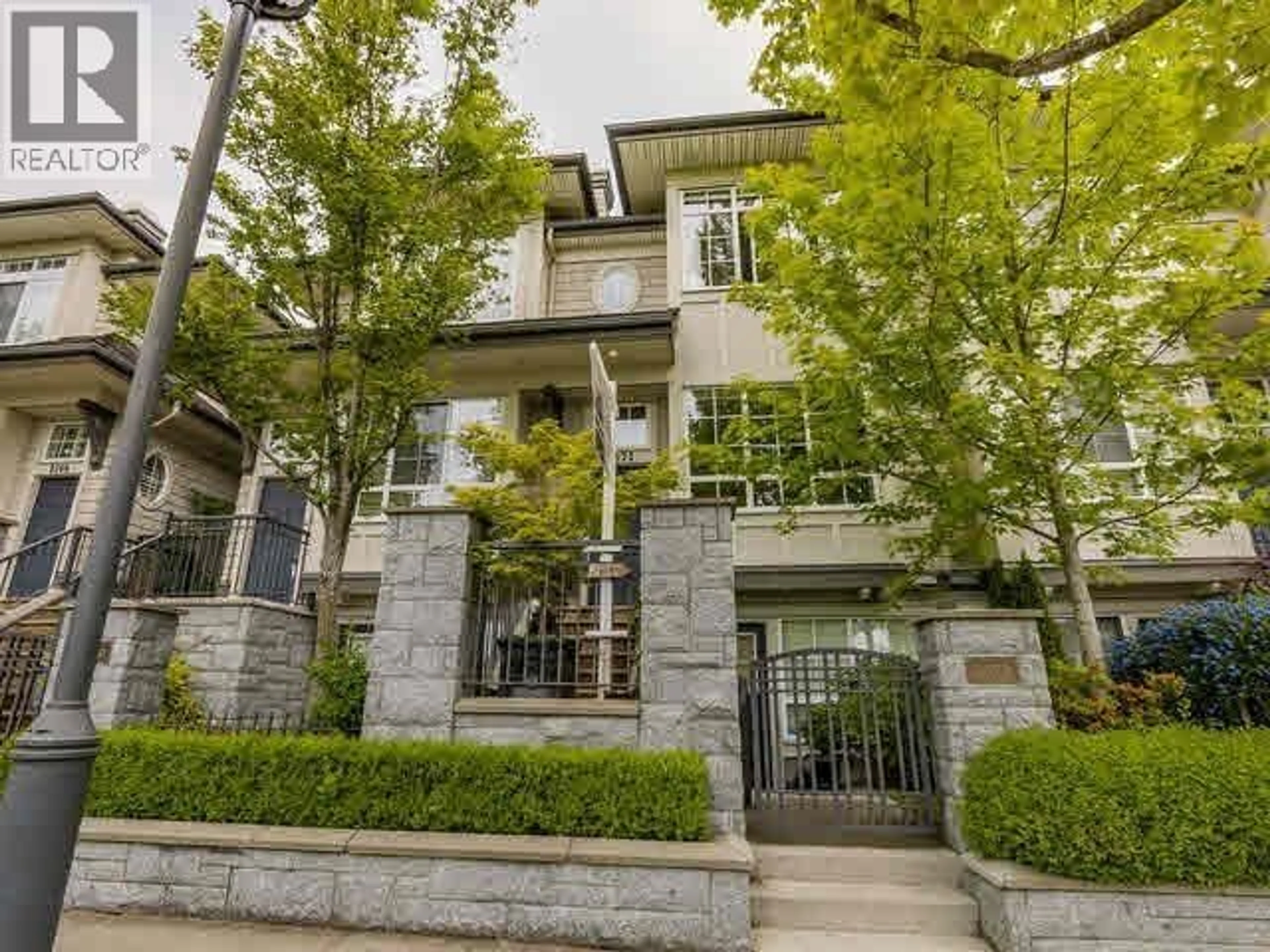 Unknown for 2572 WEST MALL, Vancouver British Columbia V6T2J9