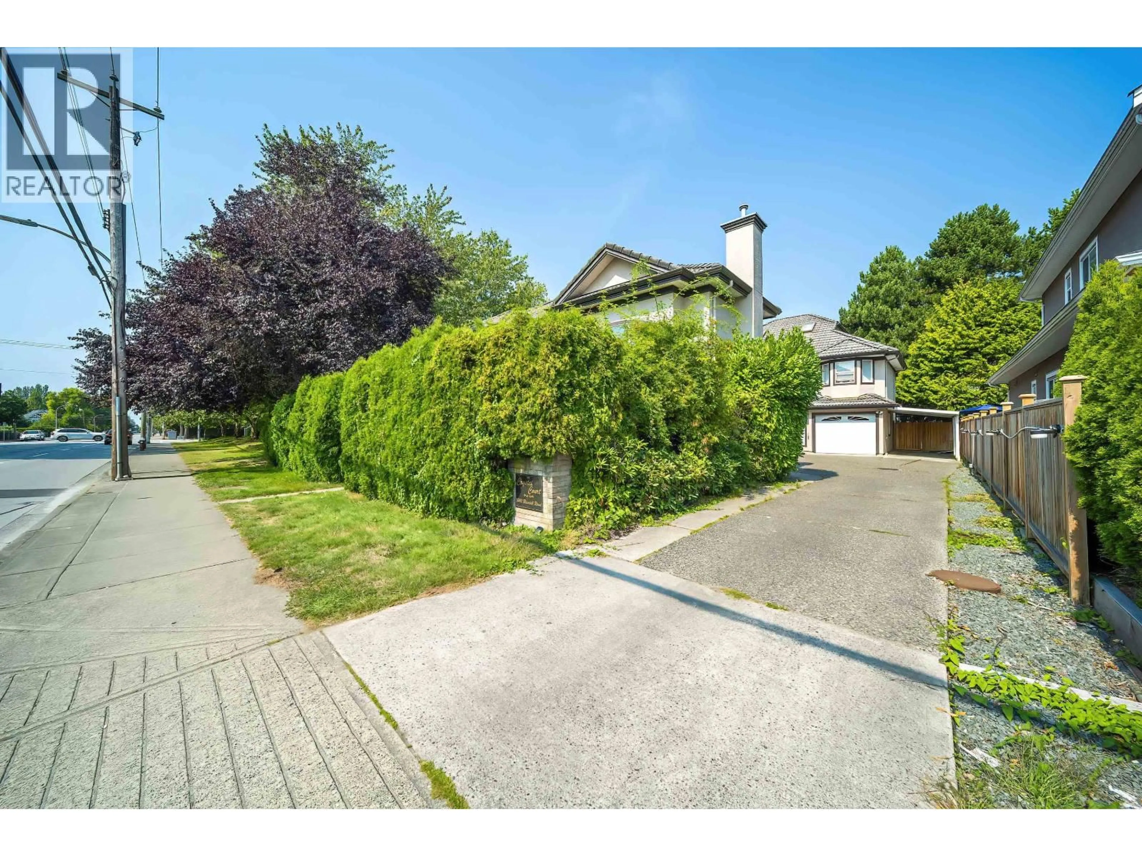 A pic from outside/outdoor area/front of a property/back of a property/a pic from drone, street for 2 - 8491 BLUNDELL ROAD, Richmond British Columbia V6Y1K2