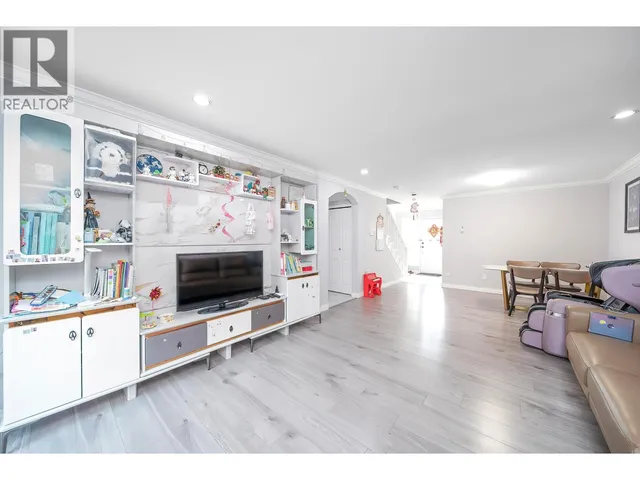 2 - 8491 BLUNDELL ROAD, Richmond 5