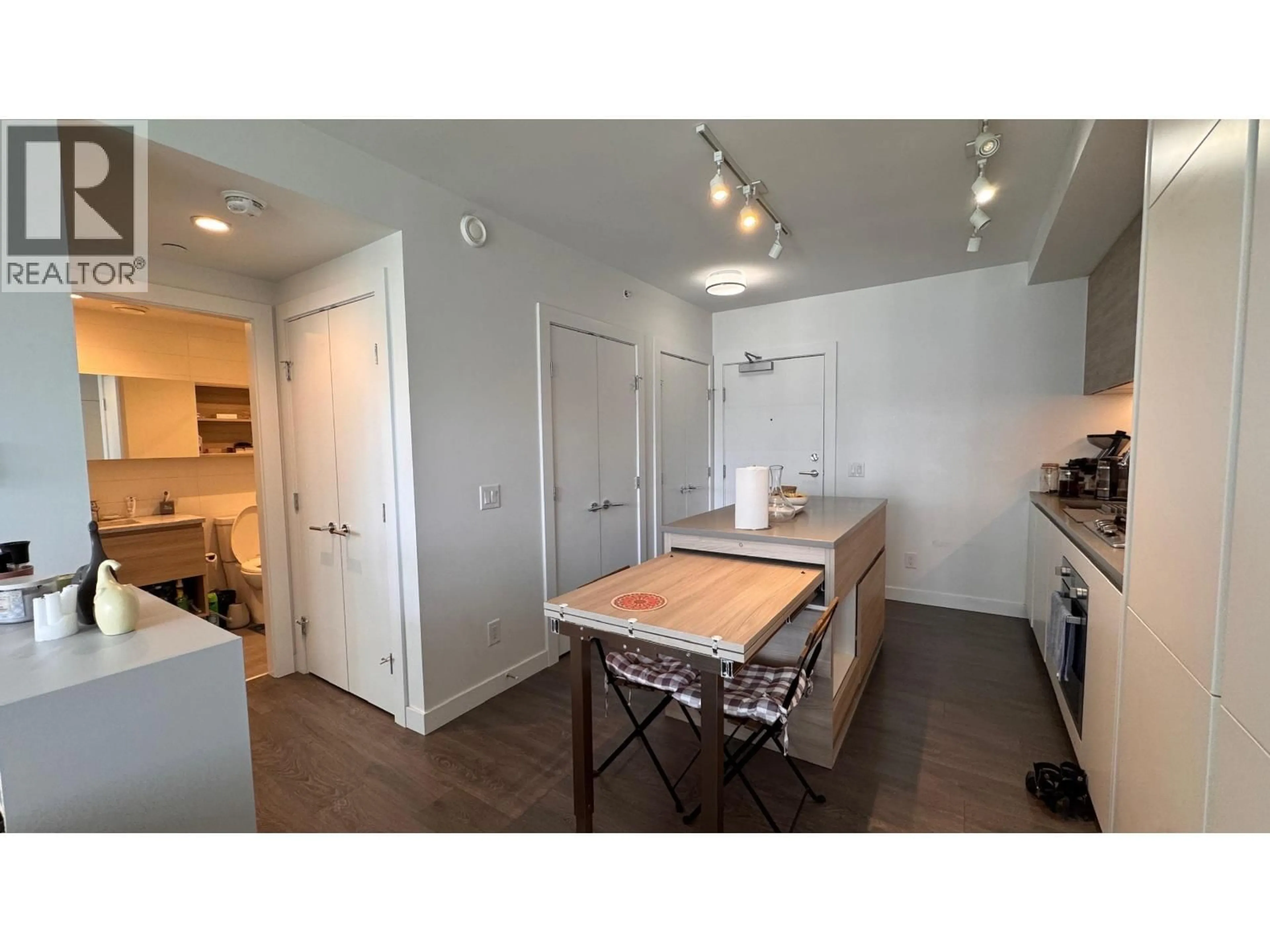 Unknown for 2408 - 652 WHITING WAY, Coquitlam British Columbia V3J0K3