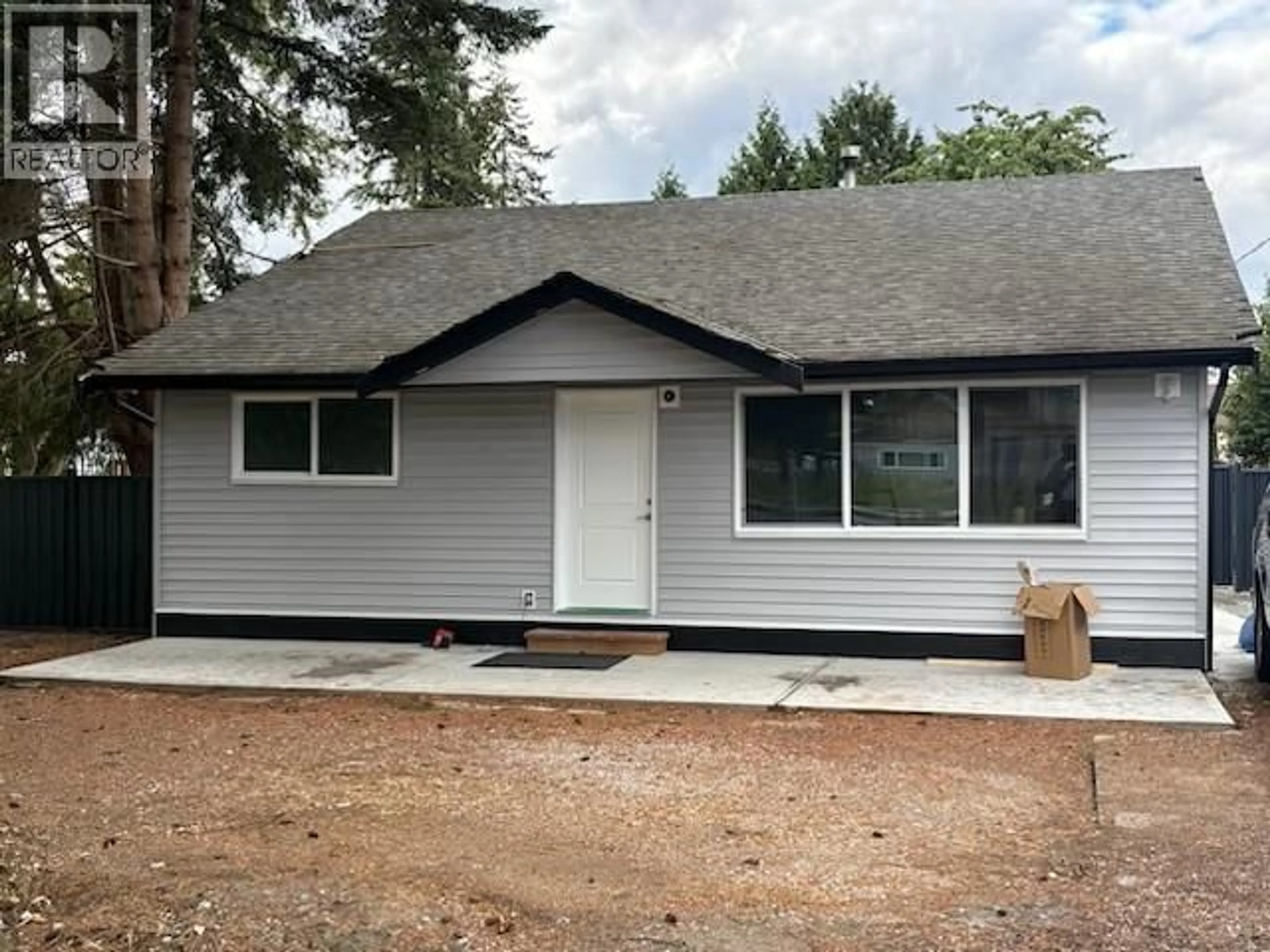 Home with vinyl exterior material, street for 20309 LORNE AVENUE, Maple Ridge British Columbia V2X1G2