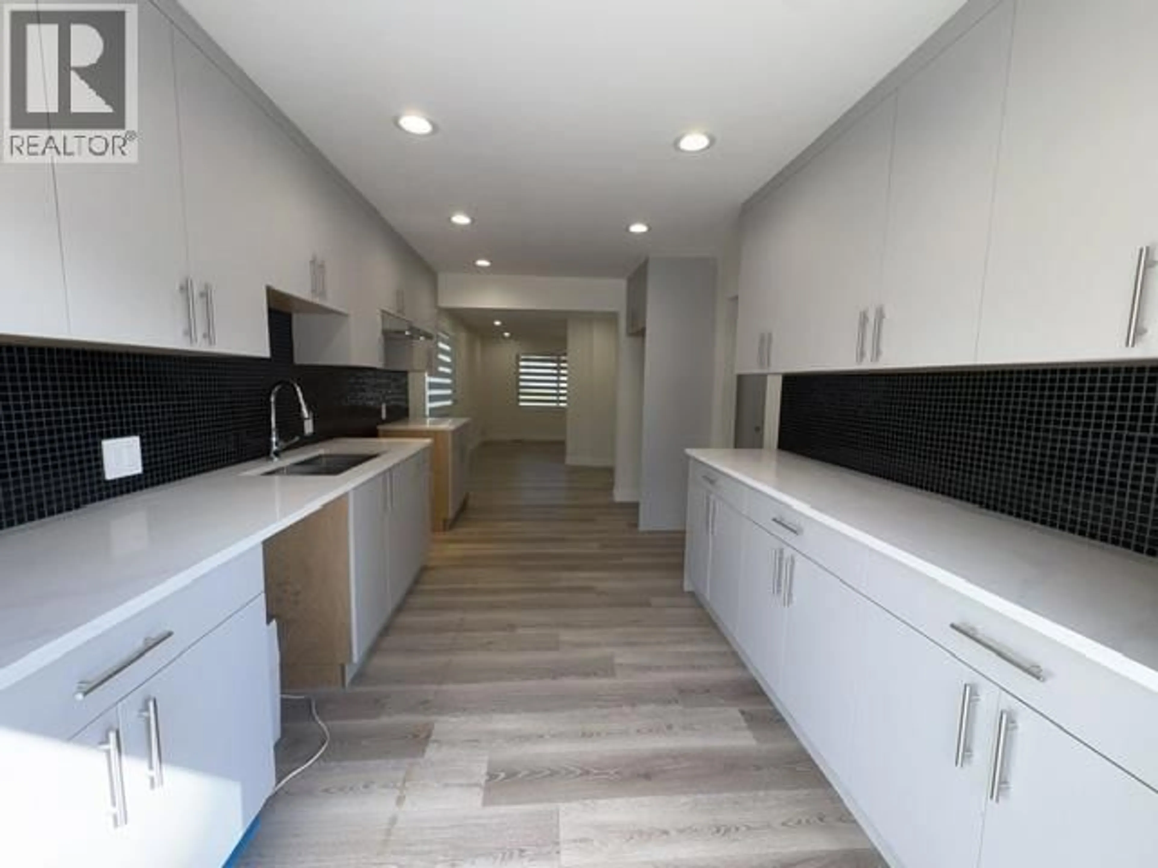 Unknown for 20309 LORNE AVENUE, Maple Ridge British Columbia V2X1G2