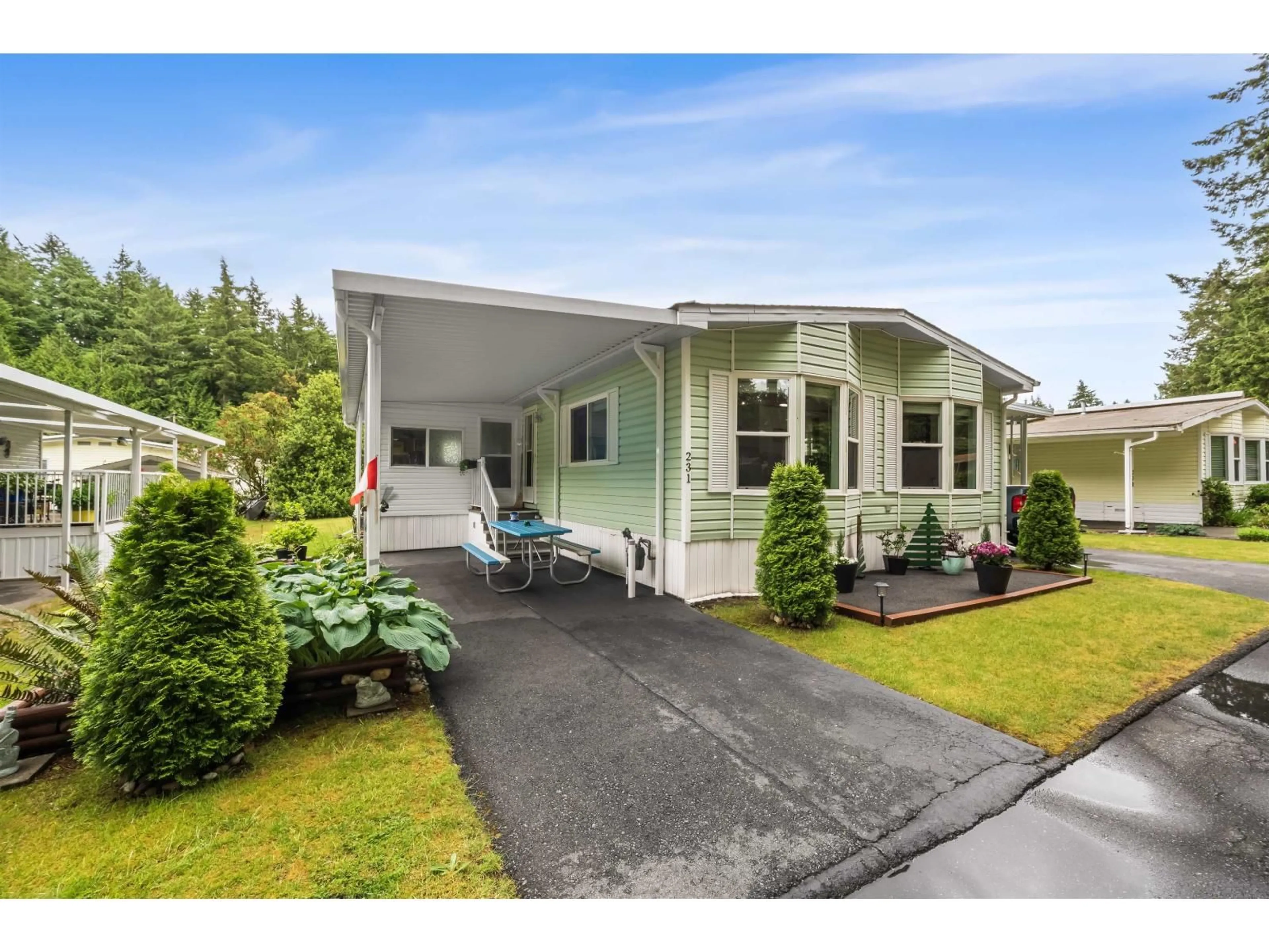 Home with vinyl exterior material, street for 231 - 20071 24 AVENUE, Langley British Columbia V2Z2A1