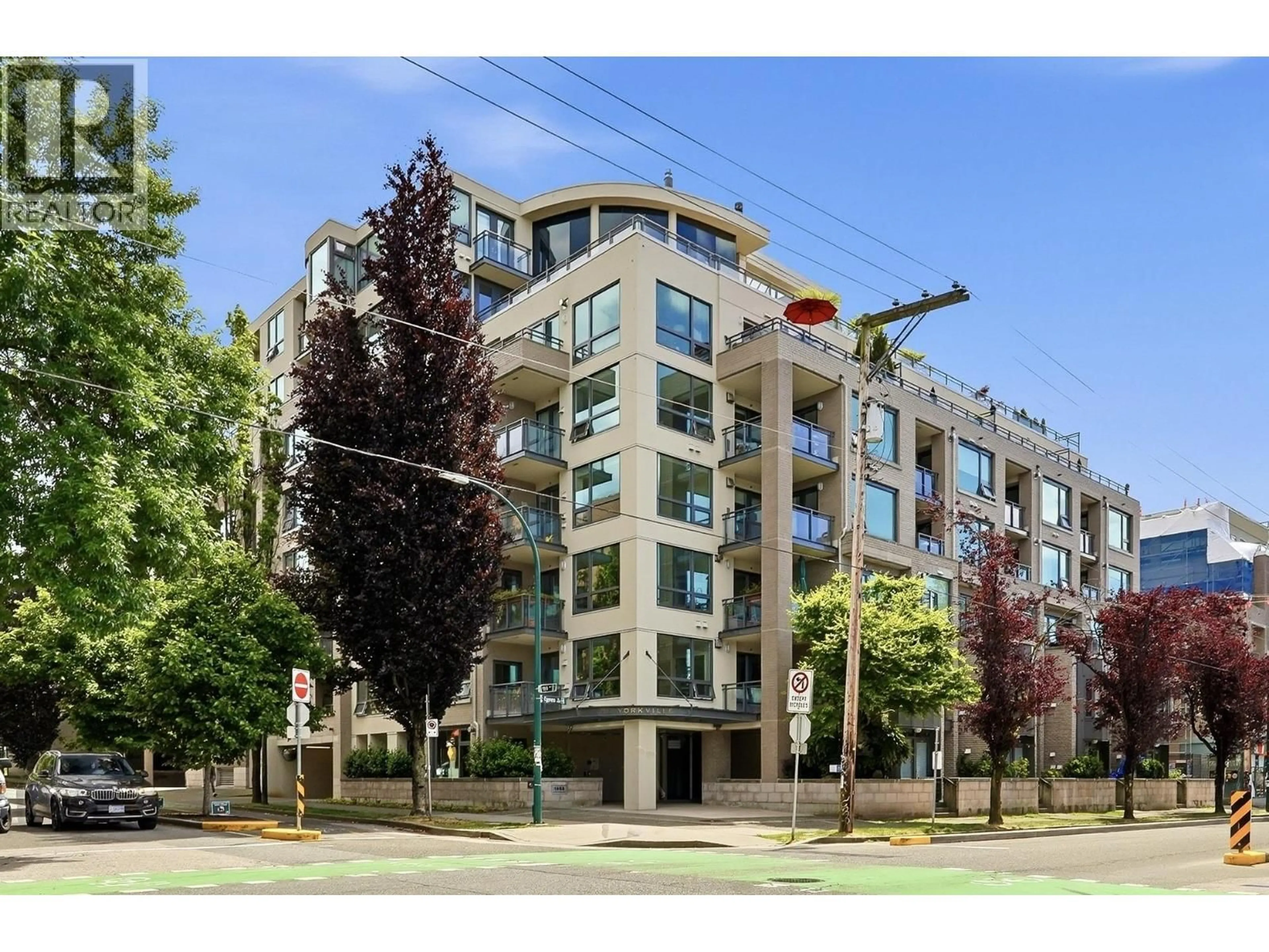Unknown for 303 - 1888 YORK AVENUE, Vancouver British Columbia V6J5H8