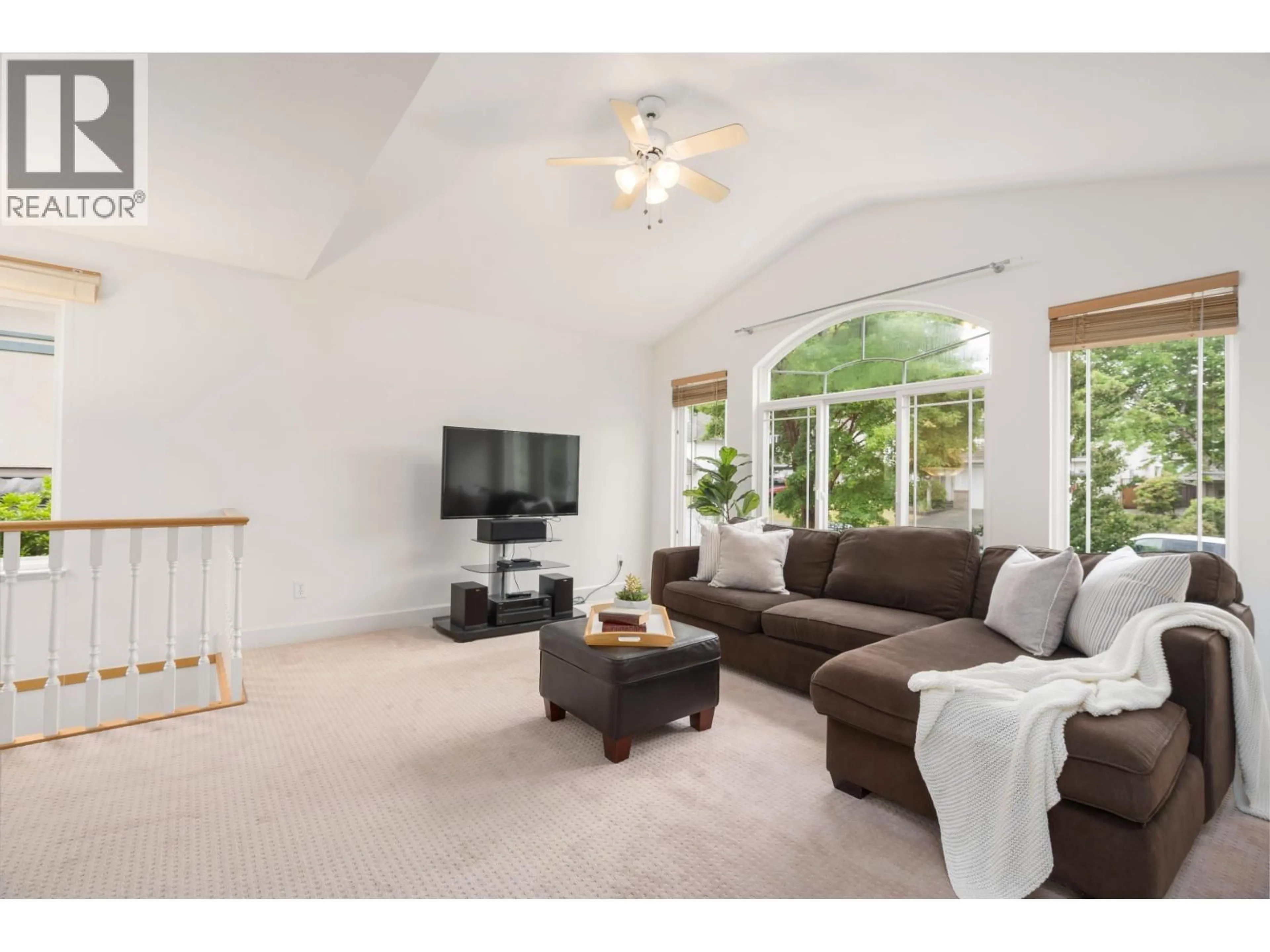 Living room with furniture, unknown for 3350 THOR COURT, Coquitlam British Columbia V3E3A7