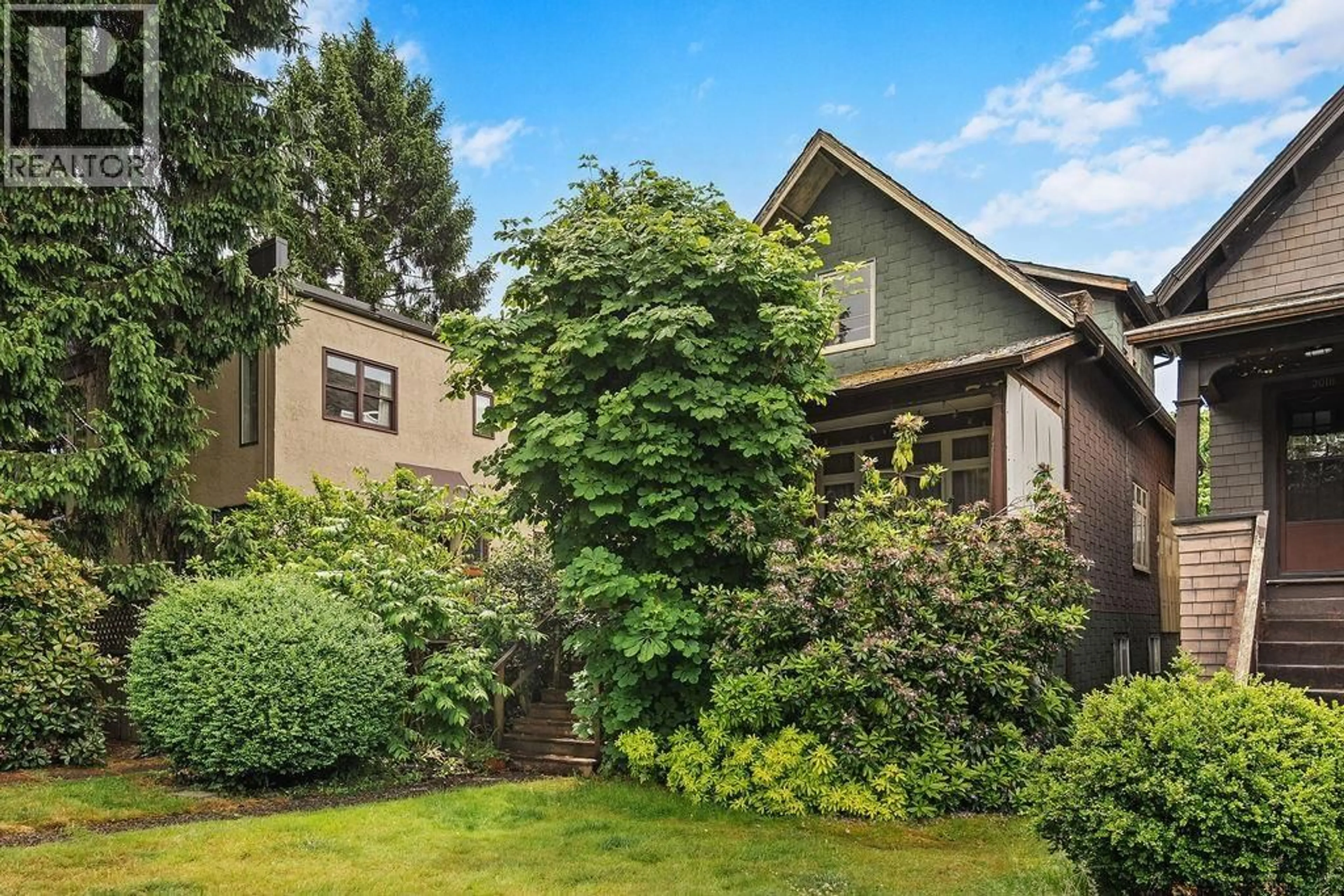 Unknown for 2012 YORK AVENUE, Vancouver British Columbia V6J1E6