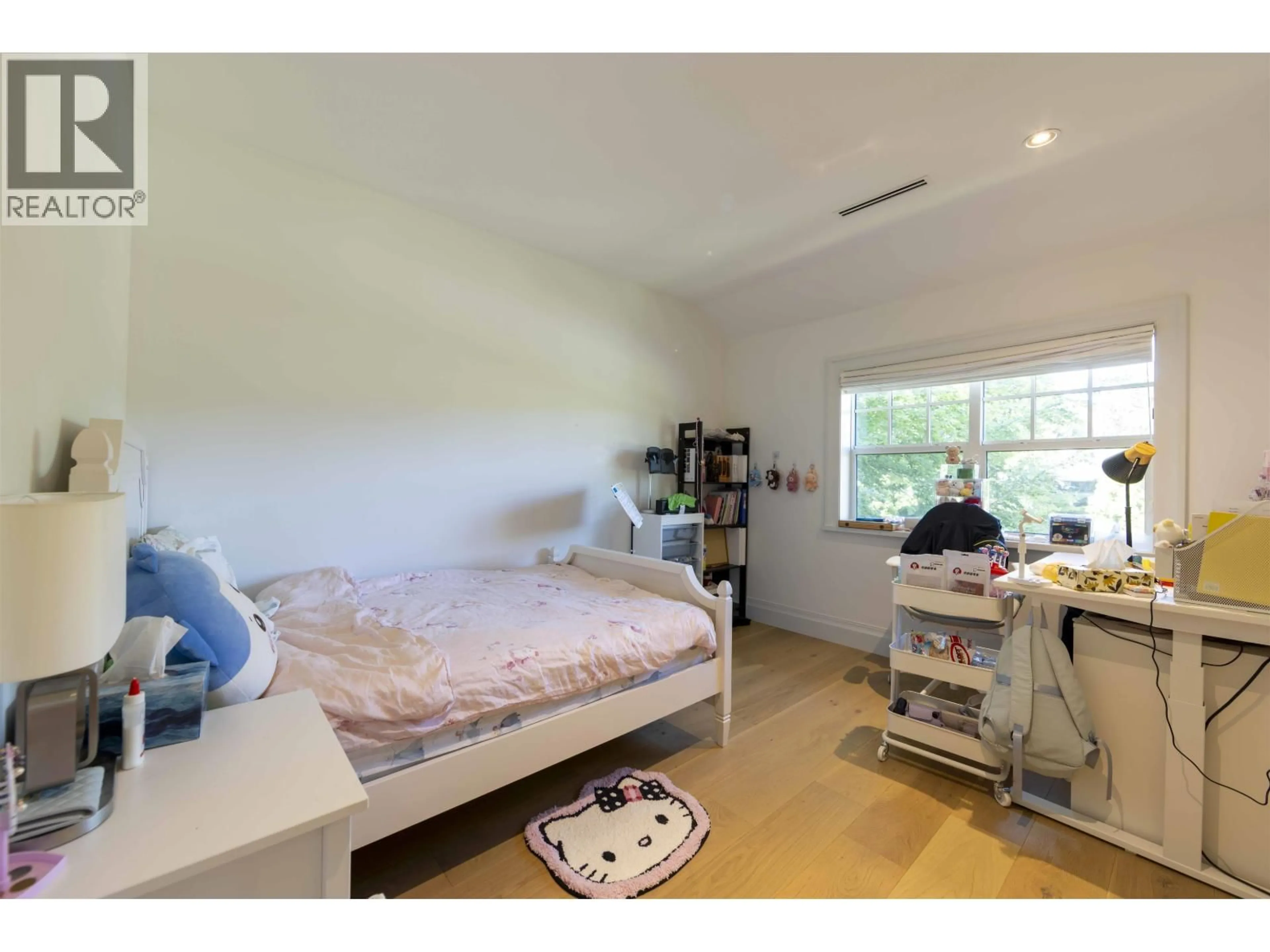 A pic of a room for 2 - 1310 KING EDWARD AVENUE, Vancouver British Columbia V6H0C5