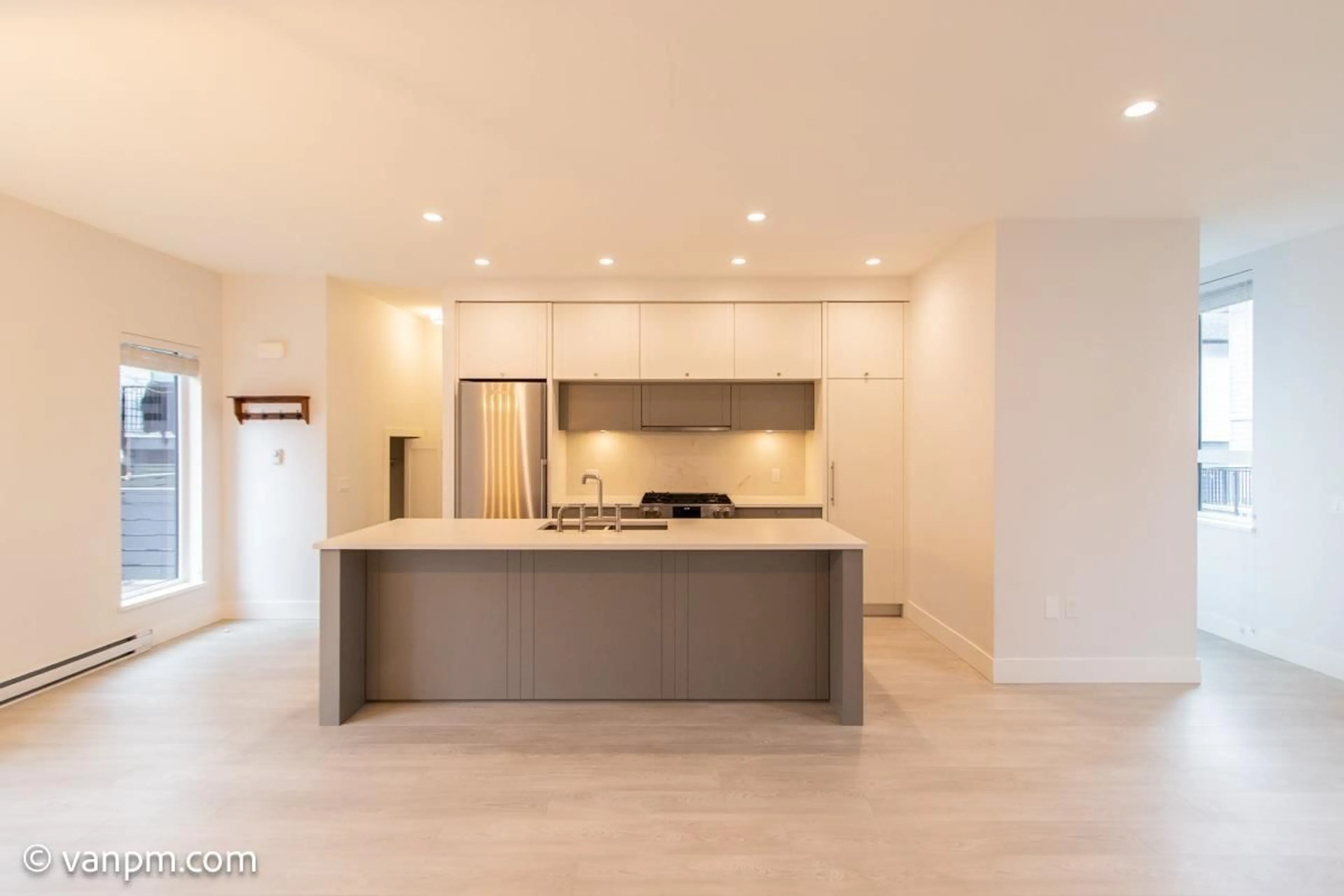 Open concept kitchen, unknown for 61 - 16685 25 AVENUE, Surrey British Columbia V3Z0Z4