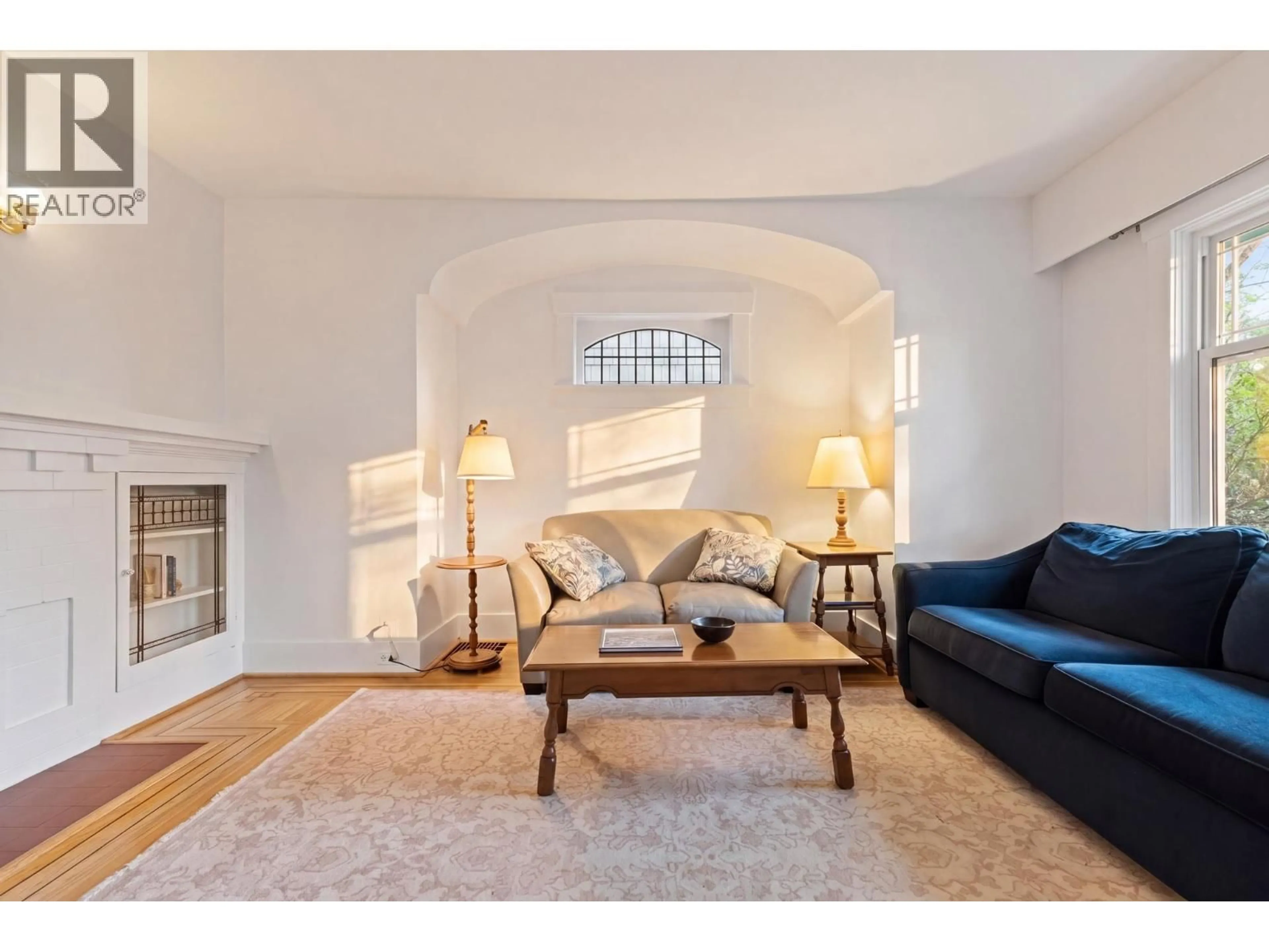Living room with furniture, unknown for 2273 2ND AVENUE, Vancouver British Columbia V5N1G1