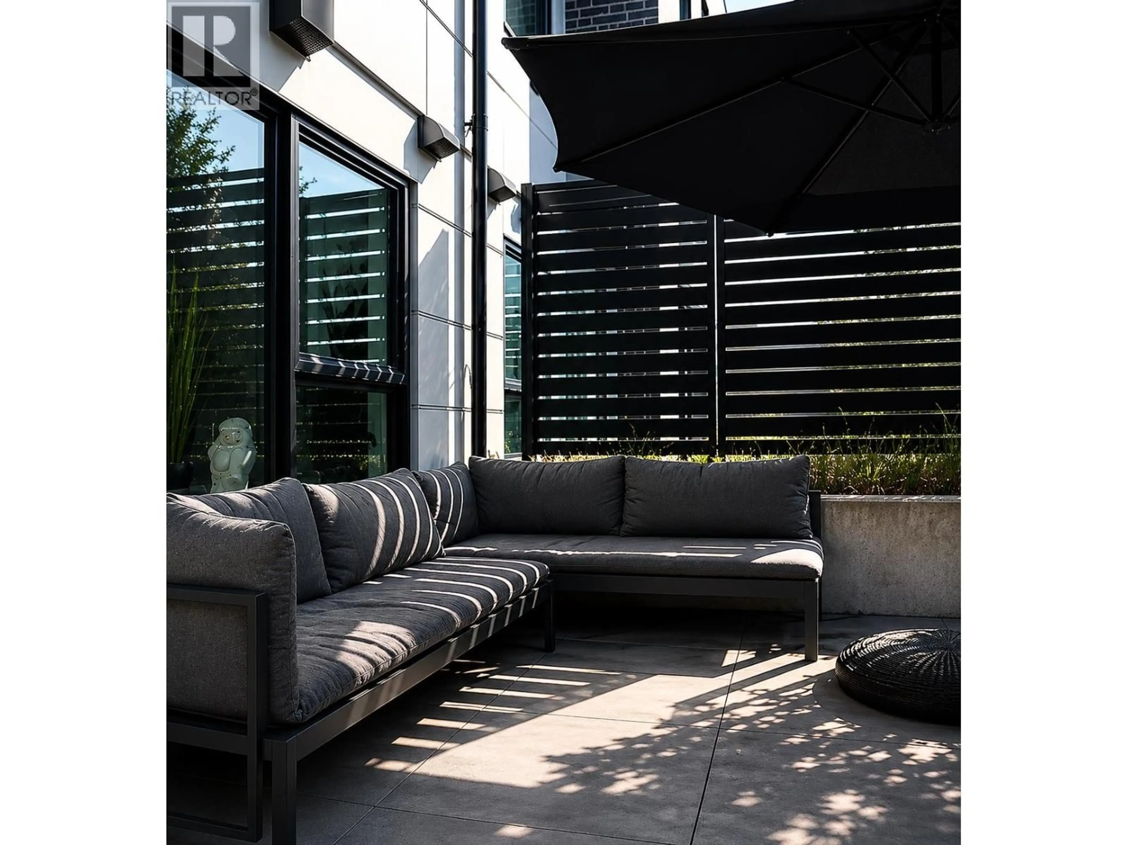 Patio, street for 2726 SPRING STREET, Port Moody British Columbia V3H0K7