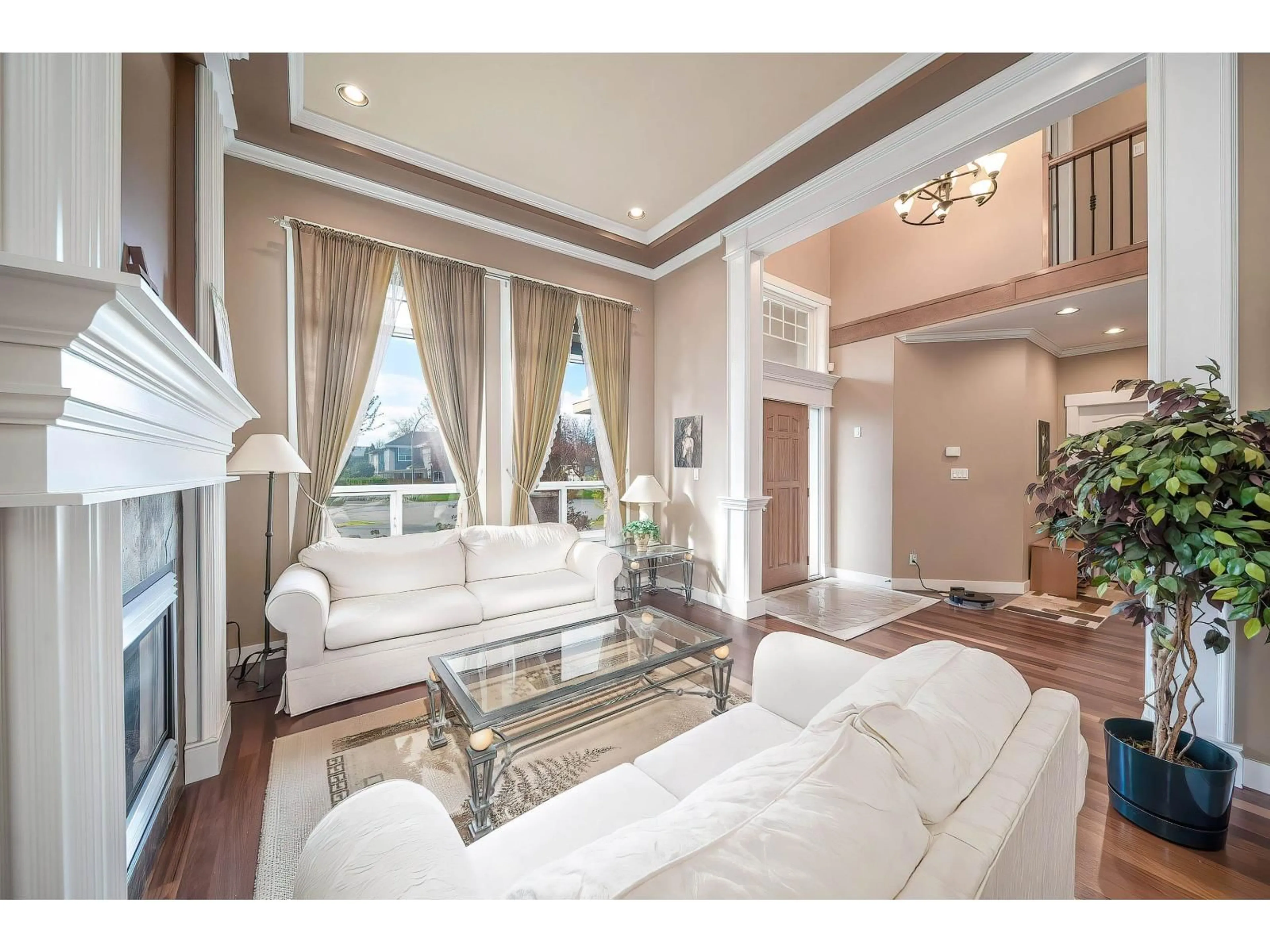 Living room with furniture, unknown for 15959 110A AVENUE, Surrey British Columbia V4N4Y2