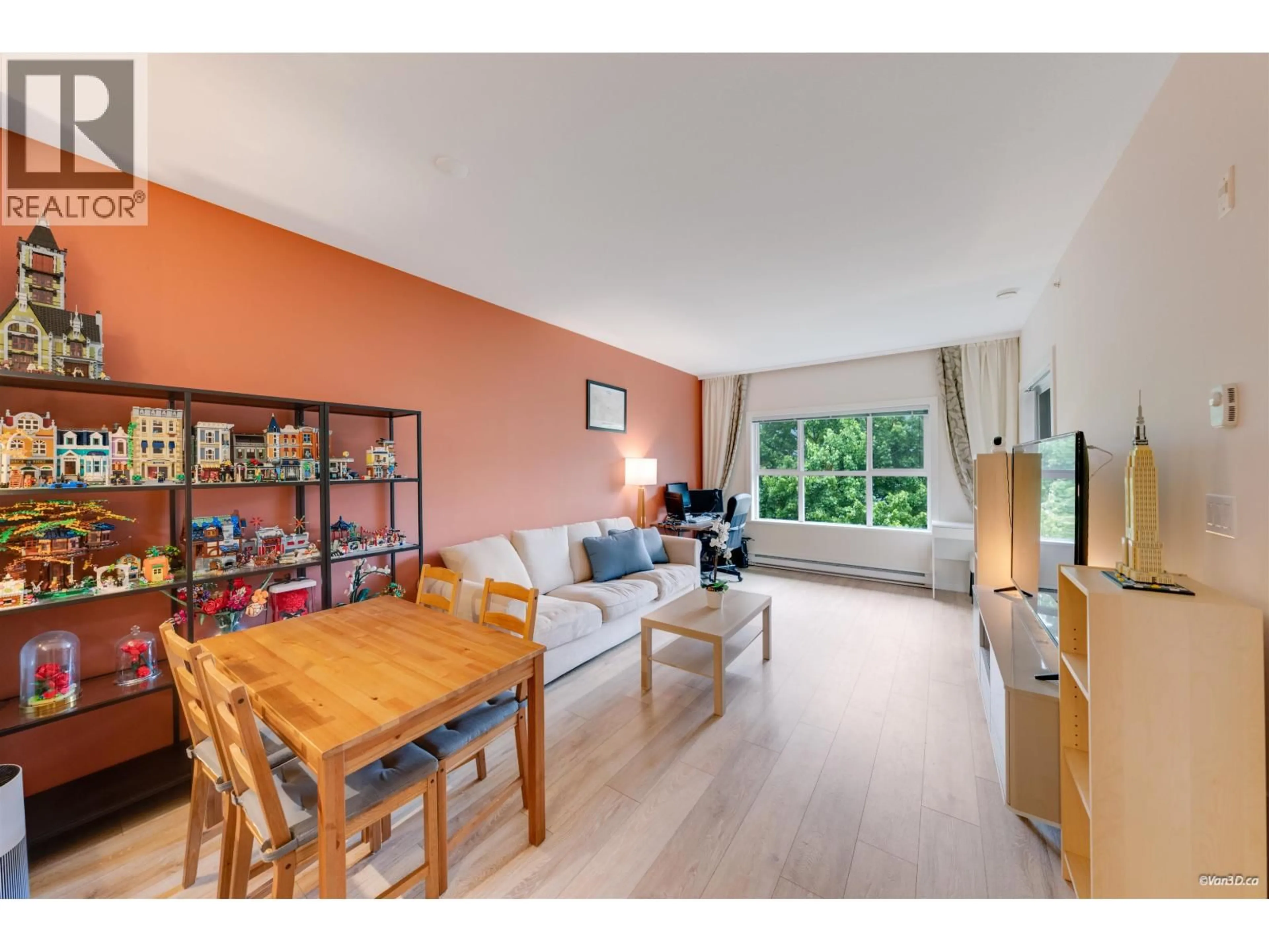 Living room with furniture, wood/laminate floor for 405 - 5665 IRMIN STREET, Burnaby British Columbia V5J0C4
