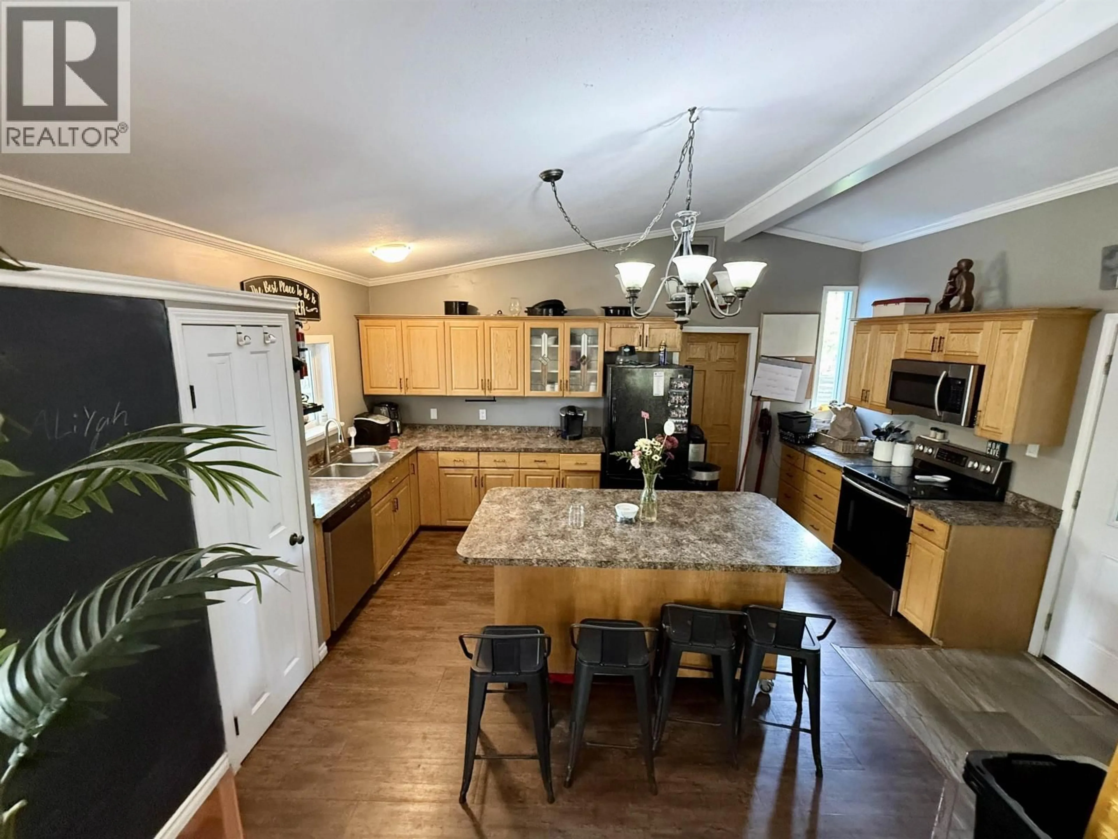 Open concept kitchen, unknown for 6580 SALMON VALLEY ROAD, Prince George British Columbia V2K5W2
