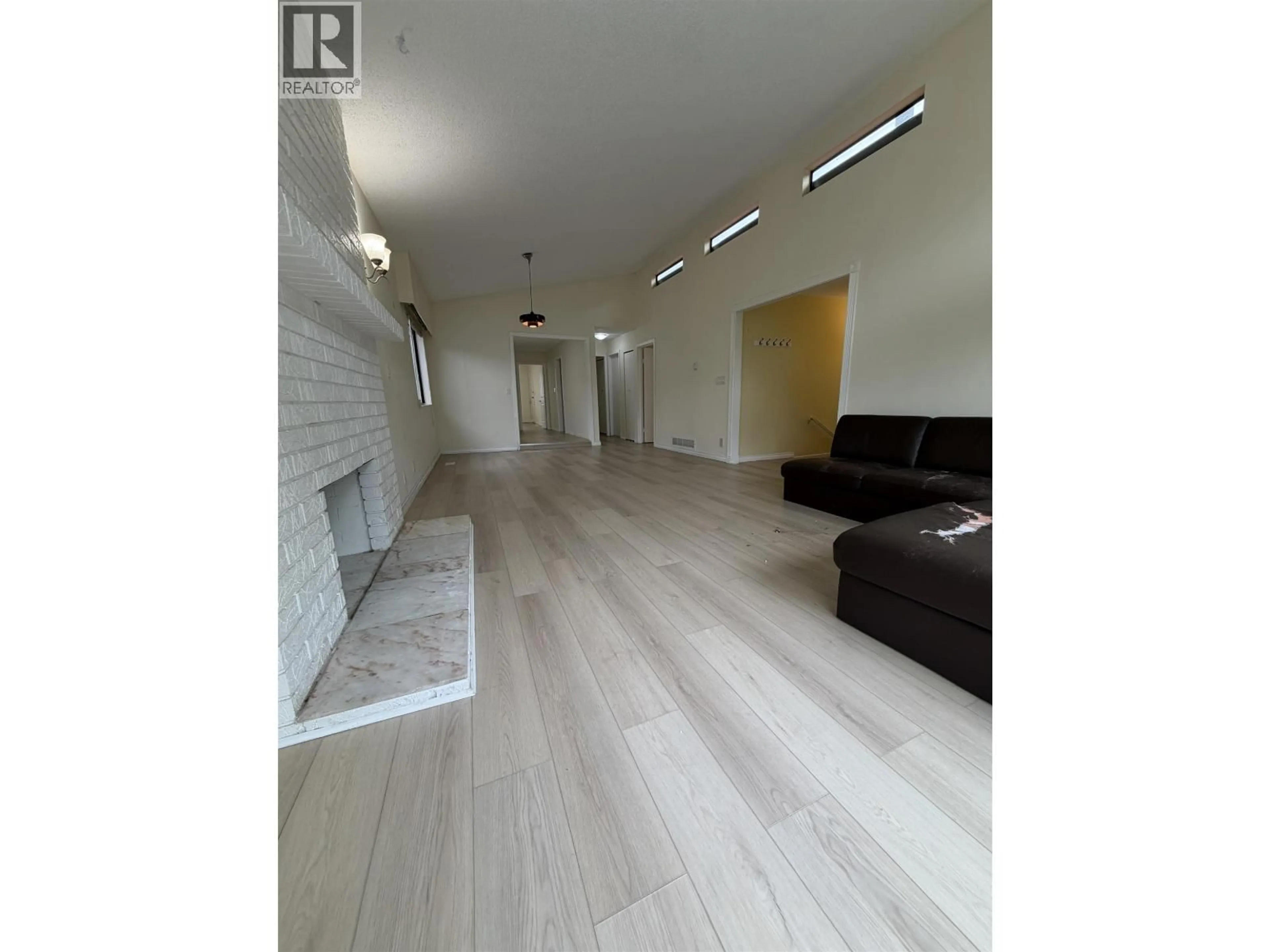 Indoor foyer for 5794 LANARK STREET, Vancouver British Columbia V5P2Y5