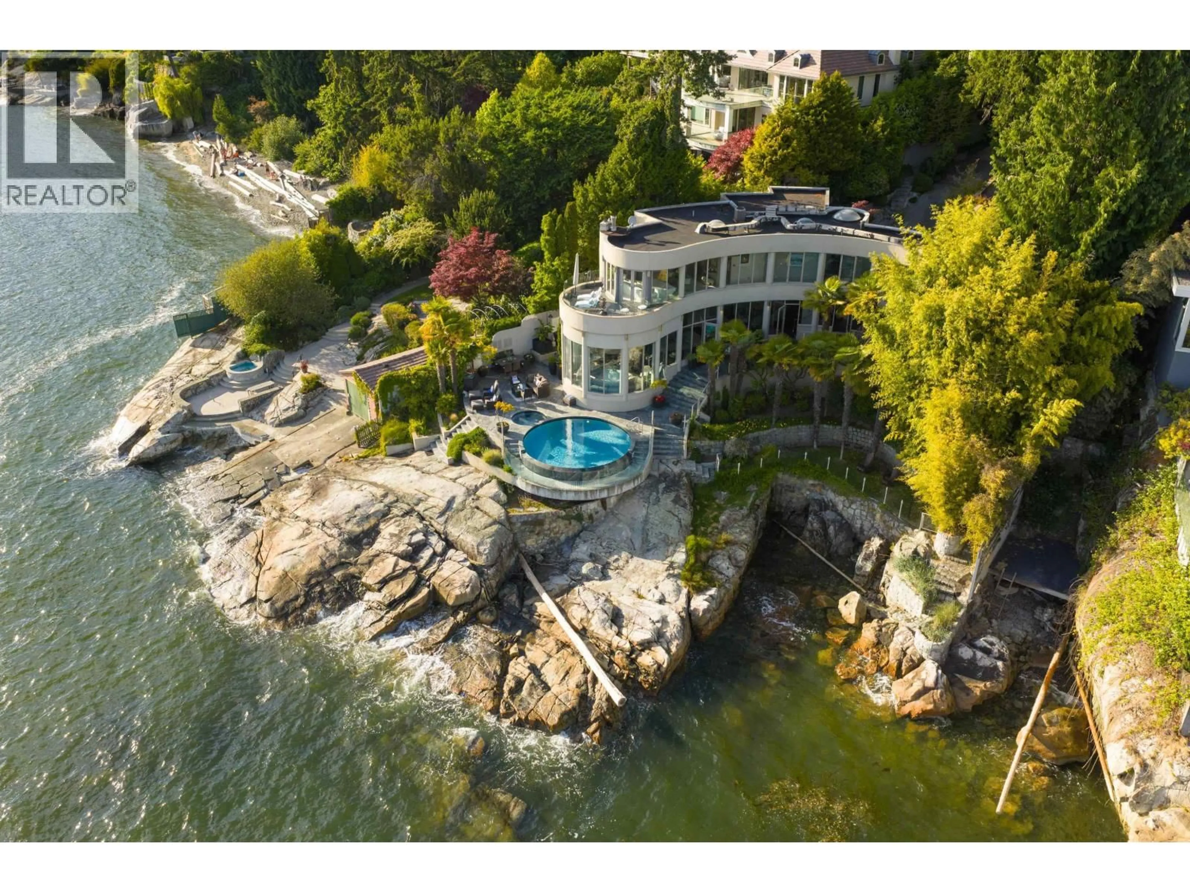 A pic from outside/outdoor area/front of a property/back of a property/a pic from drone, water/lake/river/ocean view for 3912 MARINE DRIVE, West Vancouver British Columbia V7V1N4