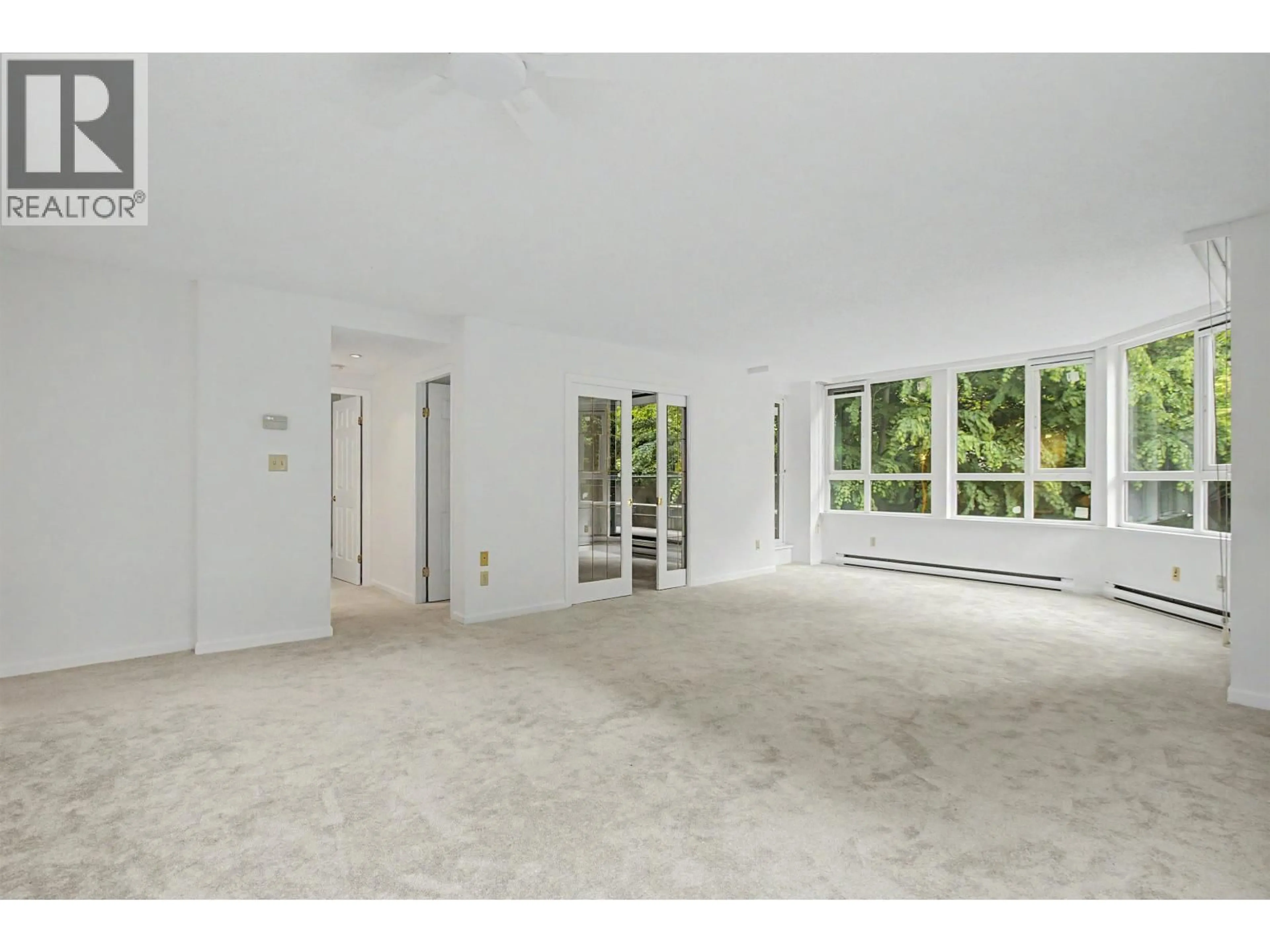 Unknown for 104 - 6152 KATHLEEN AVENUE, Burnaby British Columbia V5H4K8