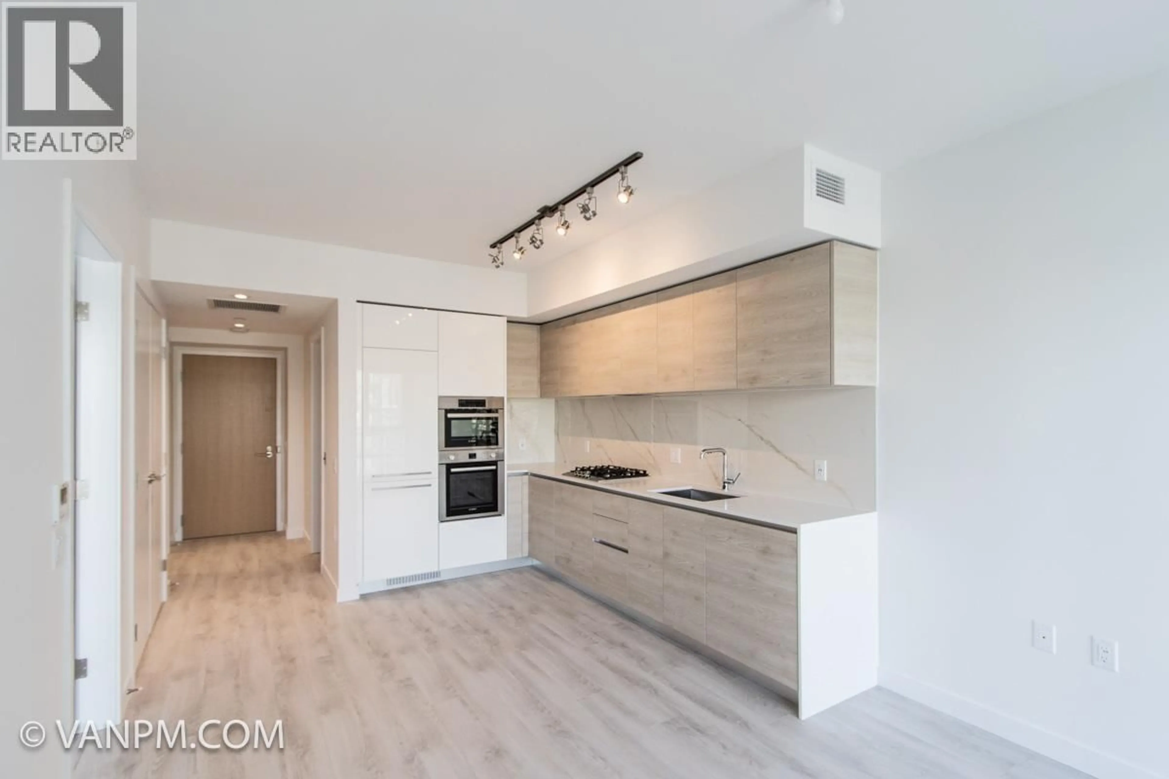 Open concept kitchen, unknown for 2603 - 2085 SKYLINE COURT, Burnaby British Columbia V5C0M6