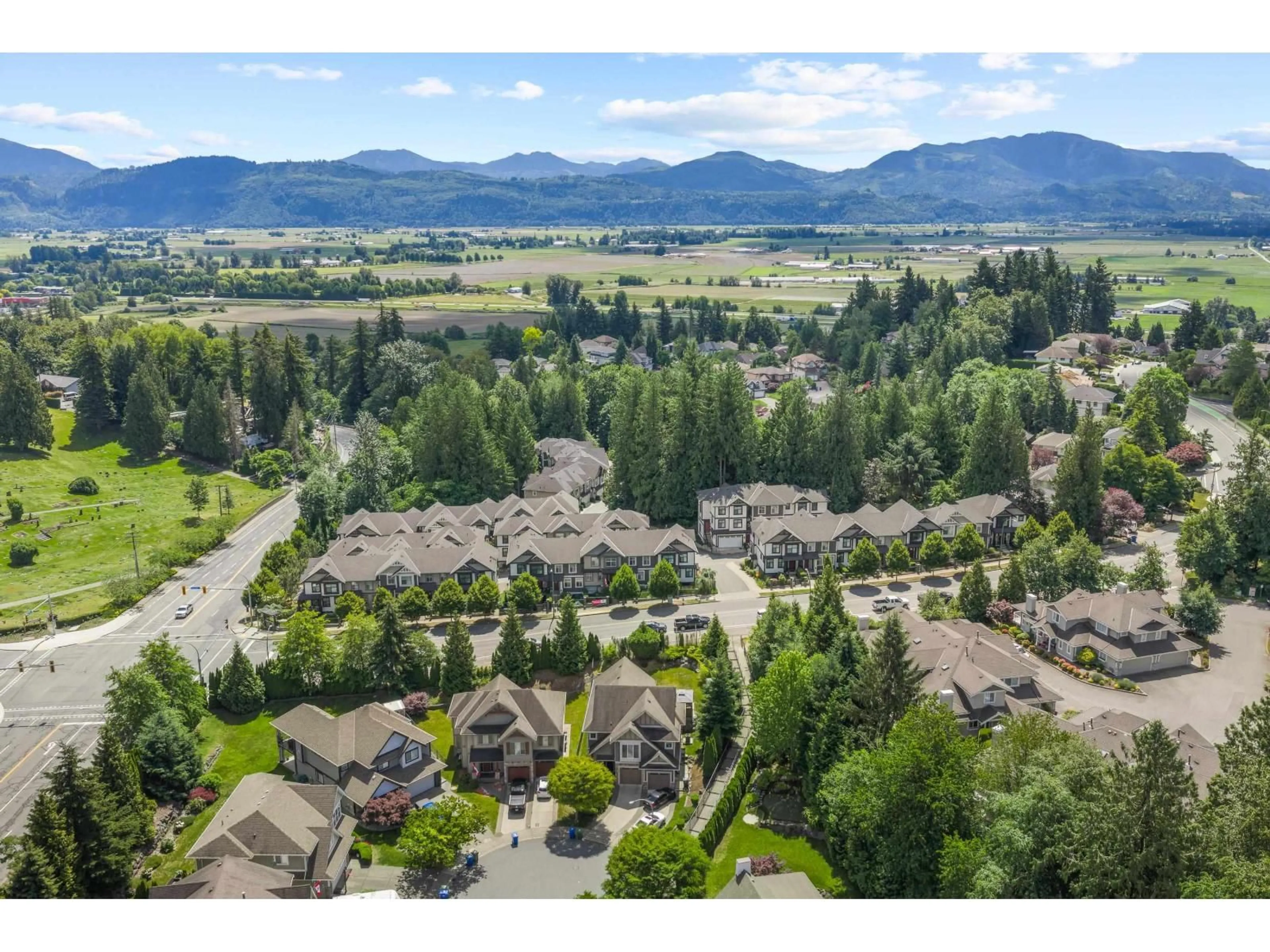 A pic from outside/outdoor area/front of a property/back of a property/a pic from drone, mountain view for 23 - 35298 MARSHALL ROAD, Abbotsford British Columbia V3G0E2