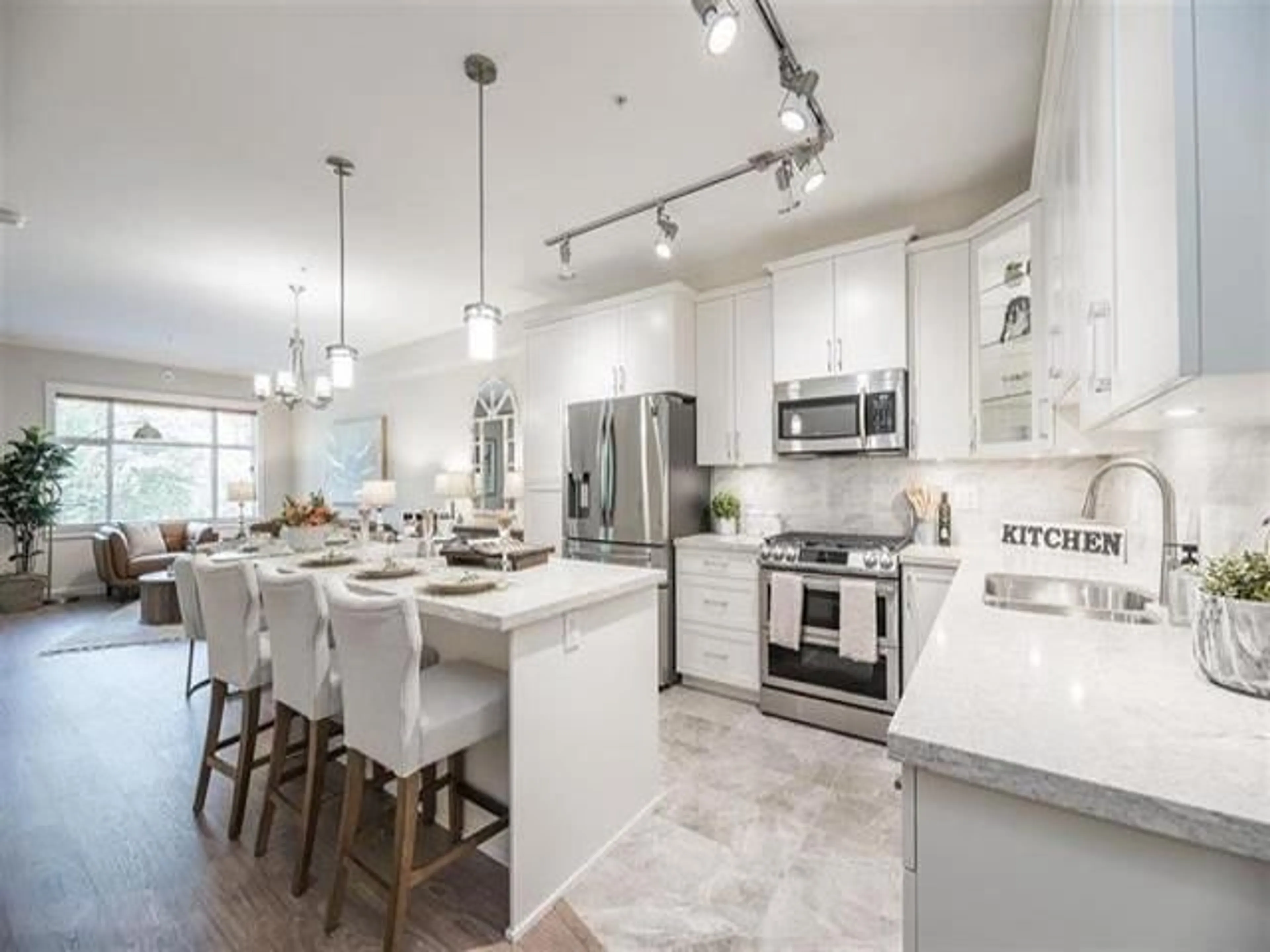 Open concept kitchen, ceramic/tile floor for 309 - 20376 86 AVENUE, Langley British Columbia V2Y3P8