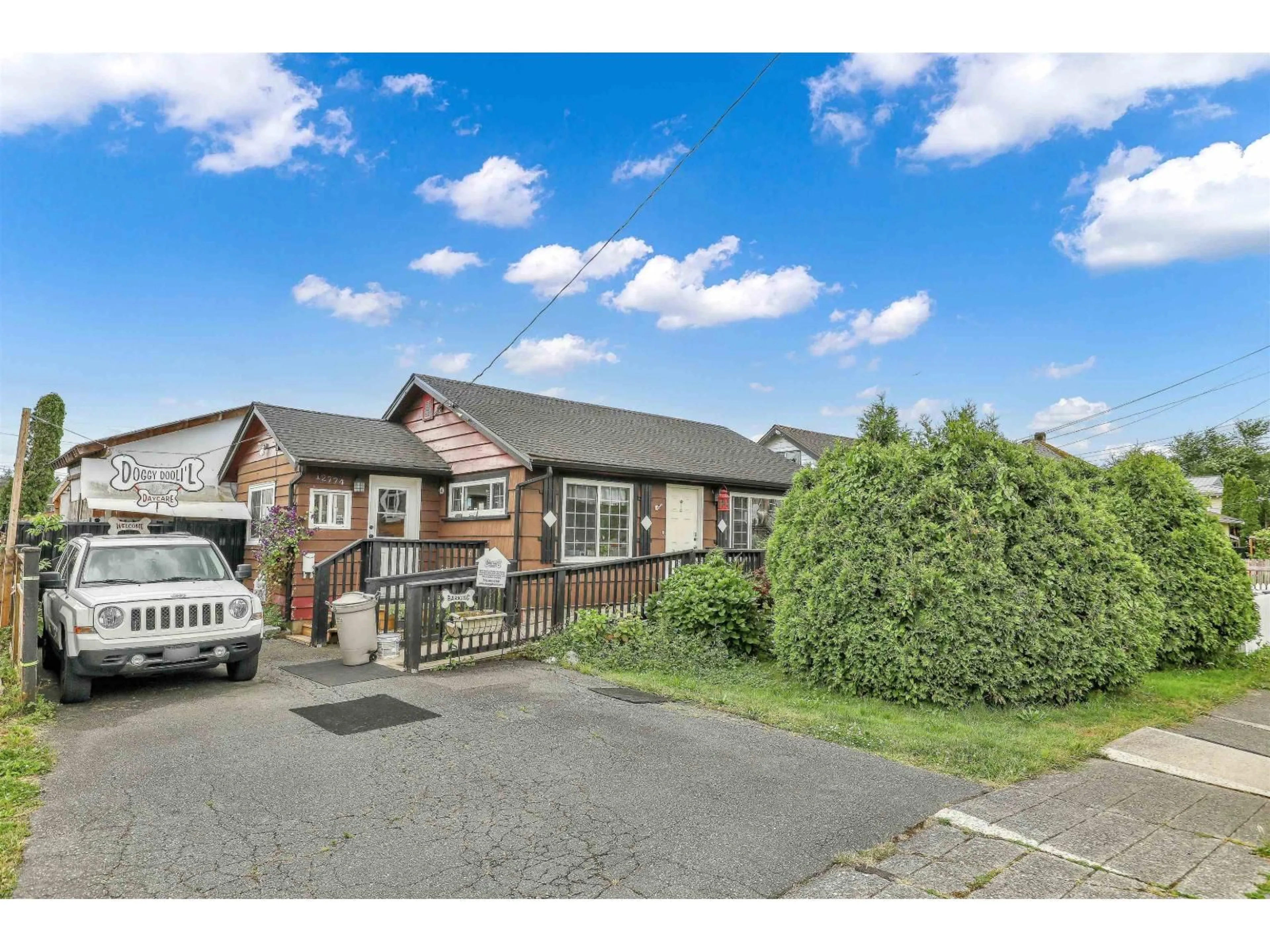 A pic from outside/outdoor area/front of a property/back of a property/a pic from drone, street for 12774 114B AVENUE, Surrey British Columbia V3V3P5