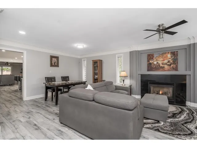 5821 188 STREET, Surrey 5