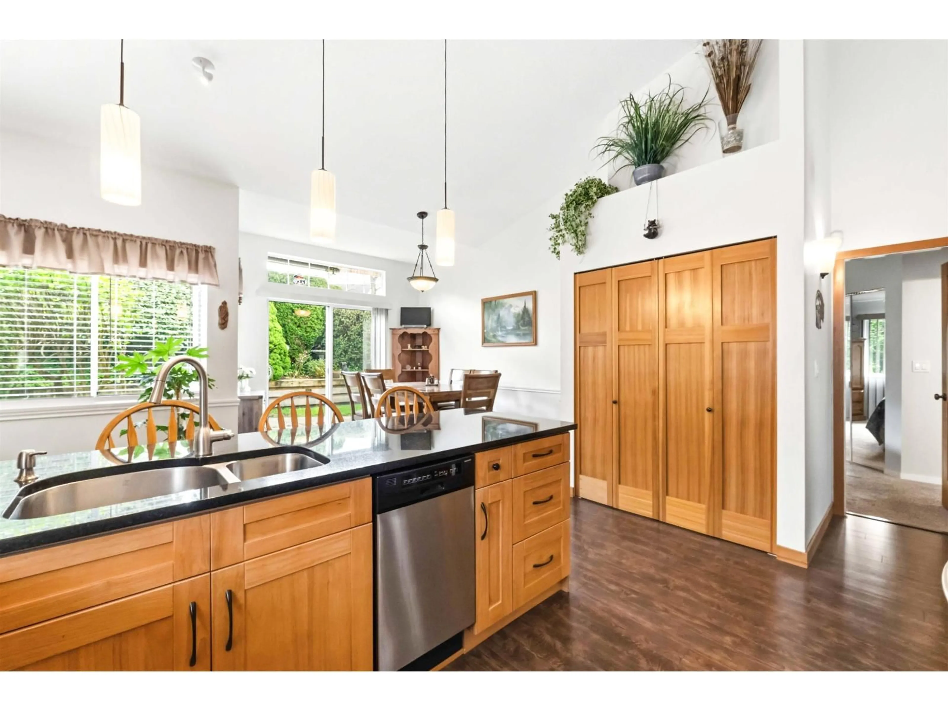 Open concept kitchen, unknown for 56 - 9012 WALNUT GROVE DRIVE, Langley British Columbia V1M2K3
