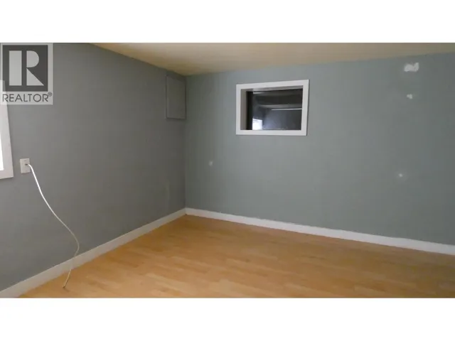 8391 11TH AVENUE, Burnaby 5