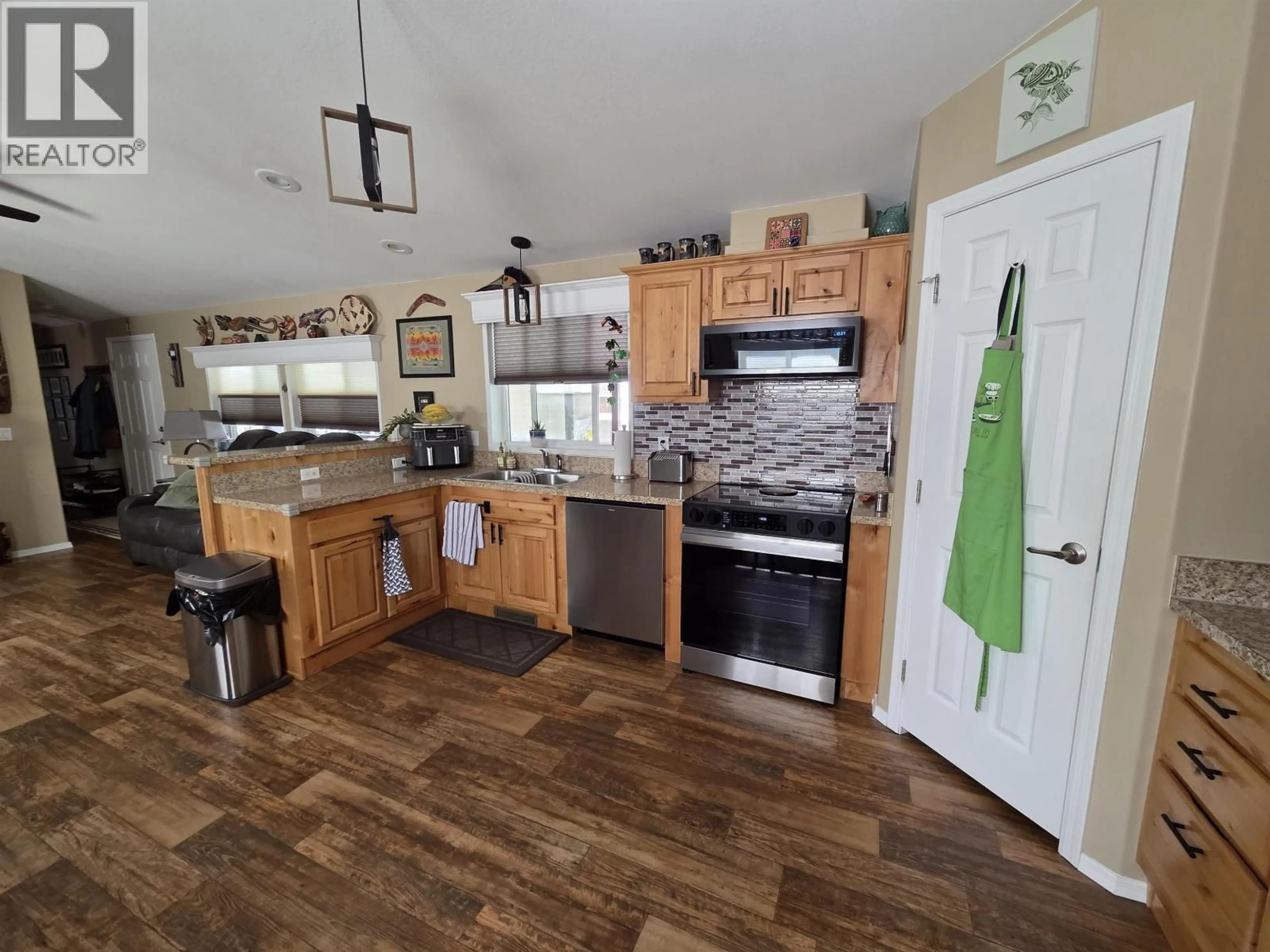 Open concept kitchen, ceramic/tile floor for 73 - 3616 LARCH AVENUE, Thornhill British Columbia V8G5B9
