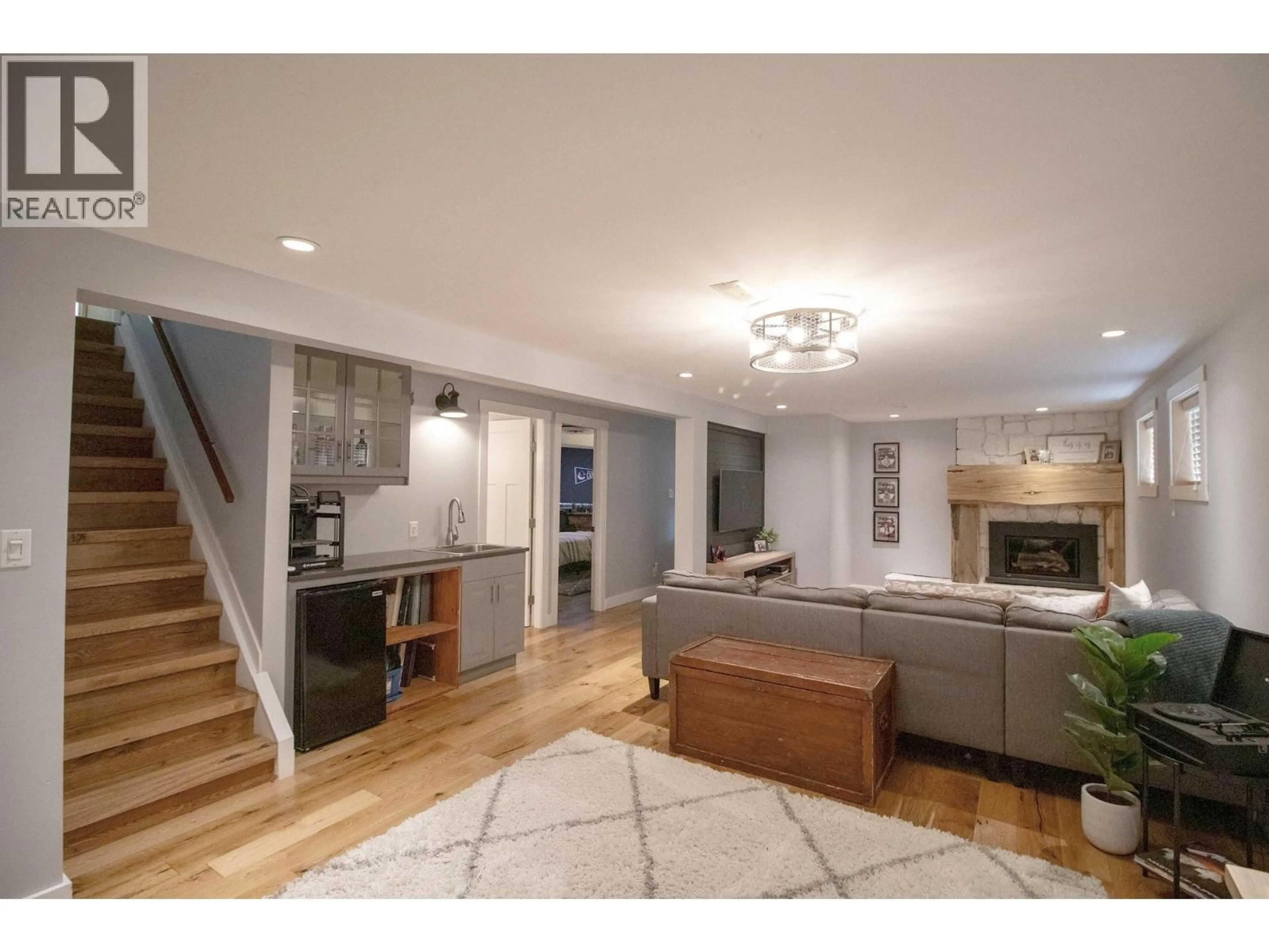 Open concept kitchen, unknown for 13031 271 ROAD, Fort St. John British Columbia V1J8K1