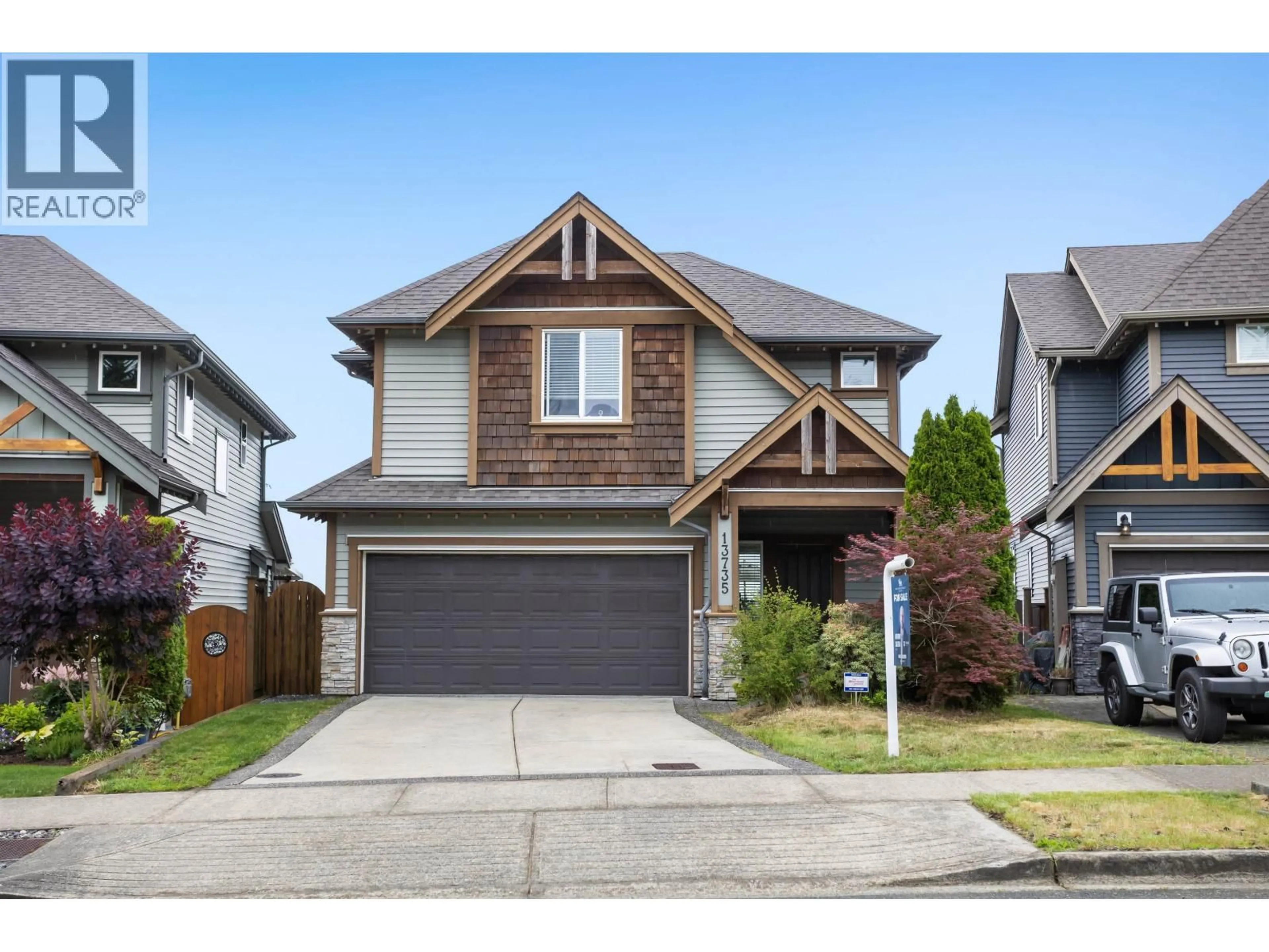 Home with vinyl exterior material, street for 13735 230A STREET, Maple Ridge British Columbia V4R0C9