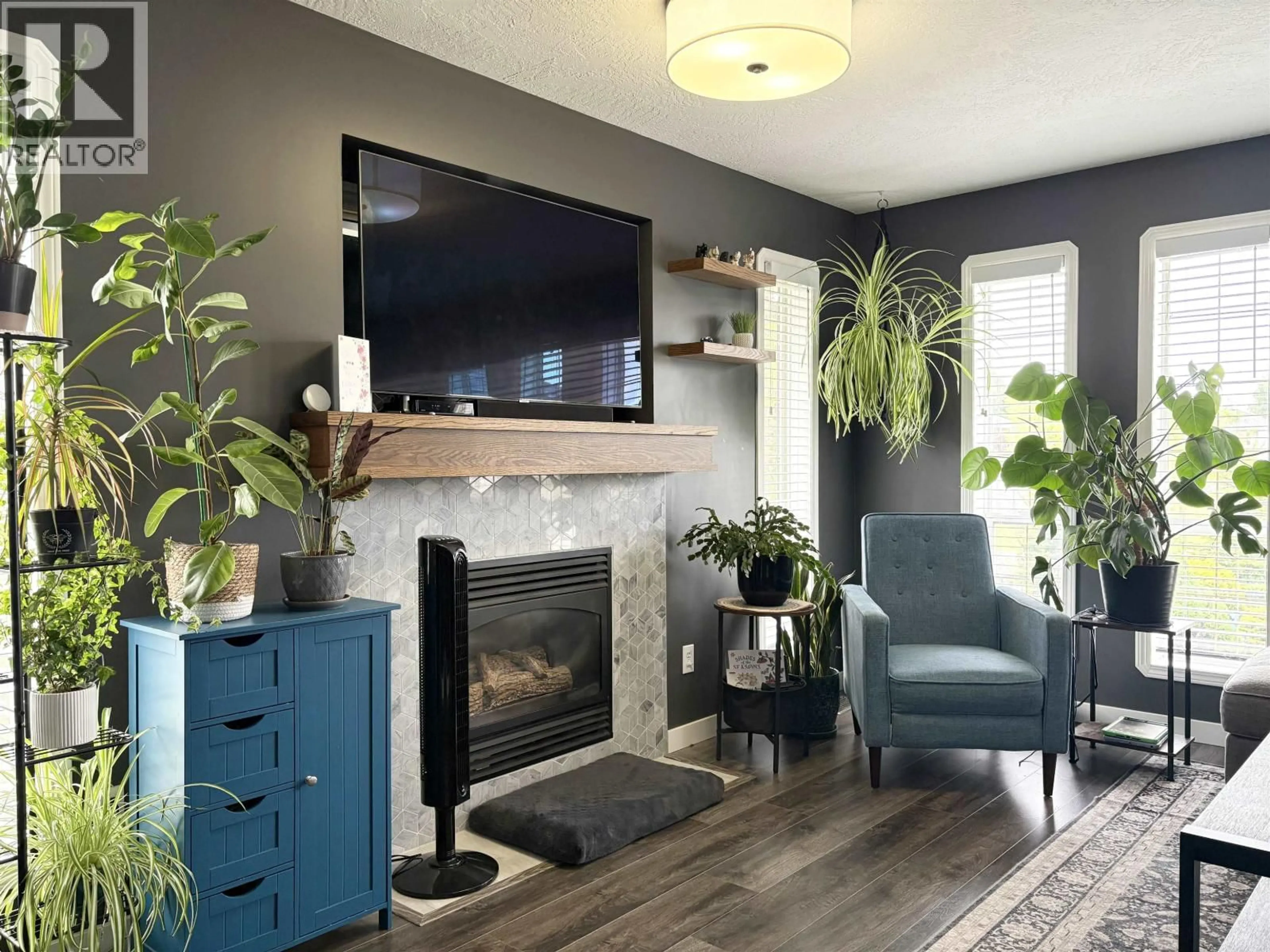 Living room with furniture, unknown for 4411 WHEELER ROAD, Prince George British Columbia V2N5H4