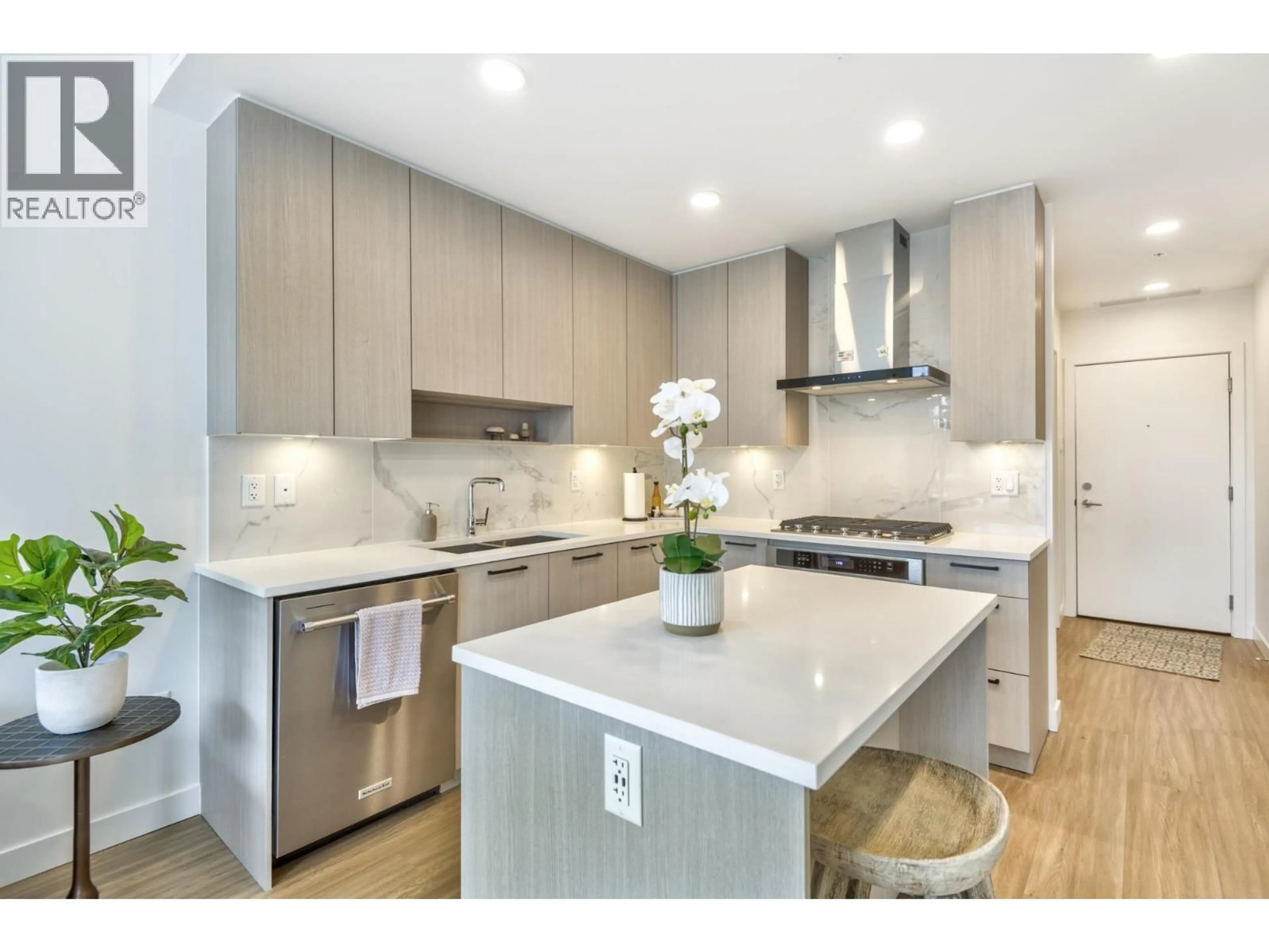 Open concept kitchen, unknown for 603 - 555 SYDNEY AVENUE, Coquitlam British Columbia V3K0G5