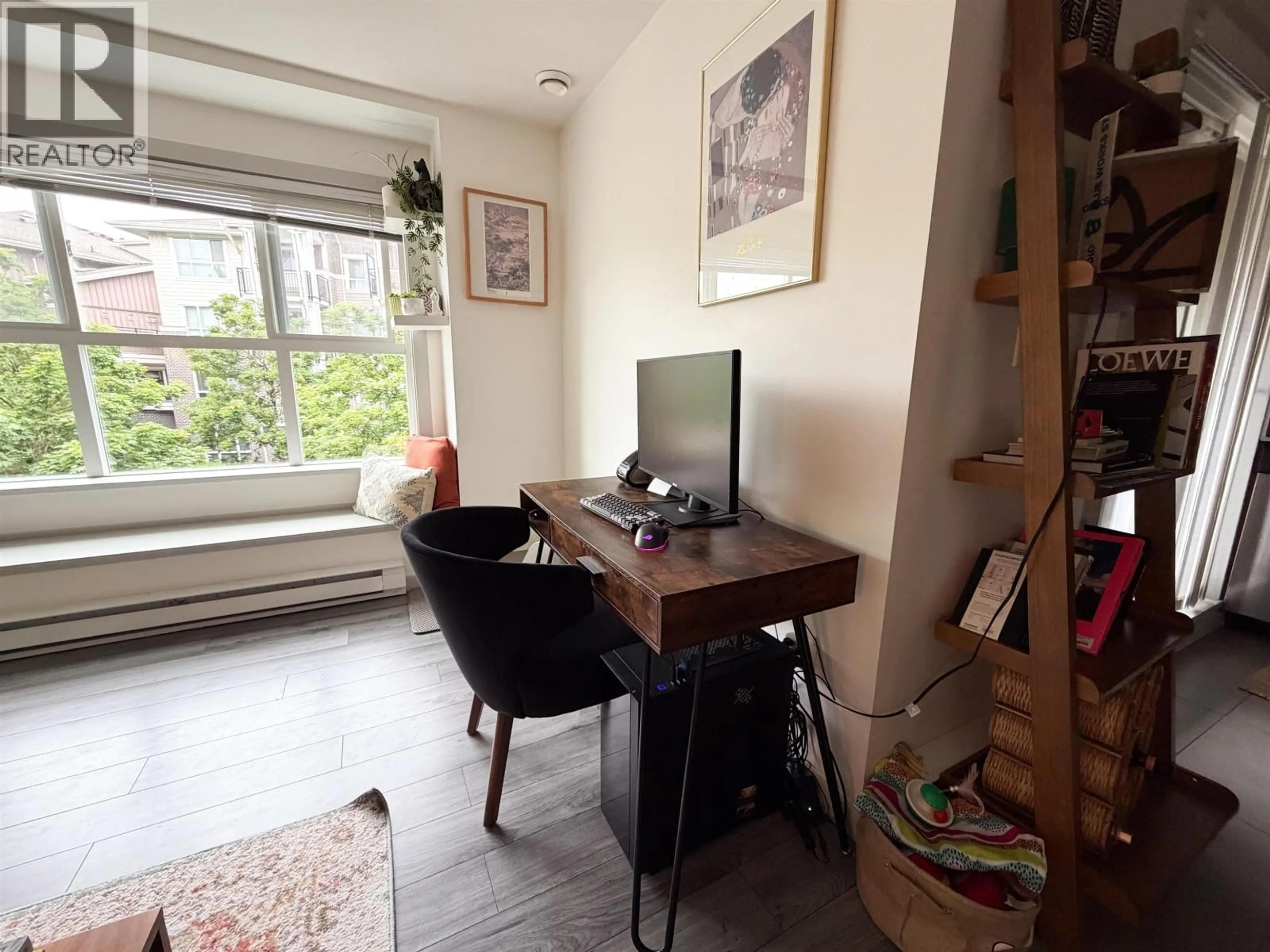 A pic of a room for 312 - 5775 IRMIN STREET, Burnaby British Columbia V5J0C3