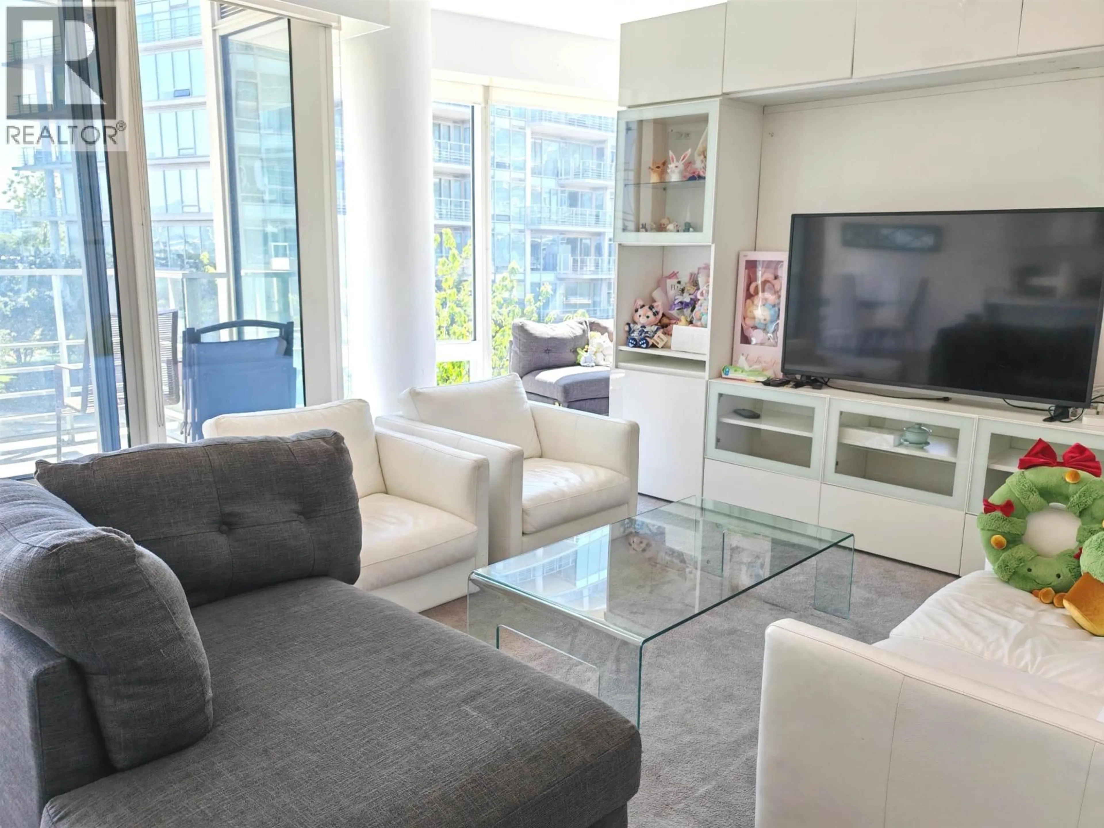 Living room with furniture, unknown for 404 - 5171 BRIGHOUSE WAY, Richmond British Columbia V7C0A6