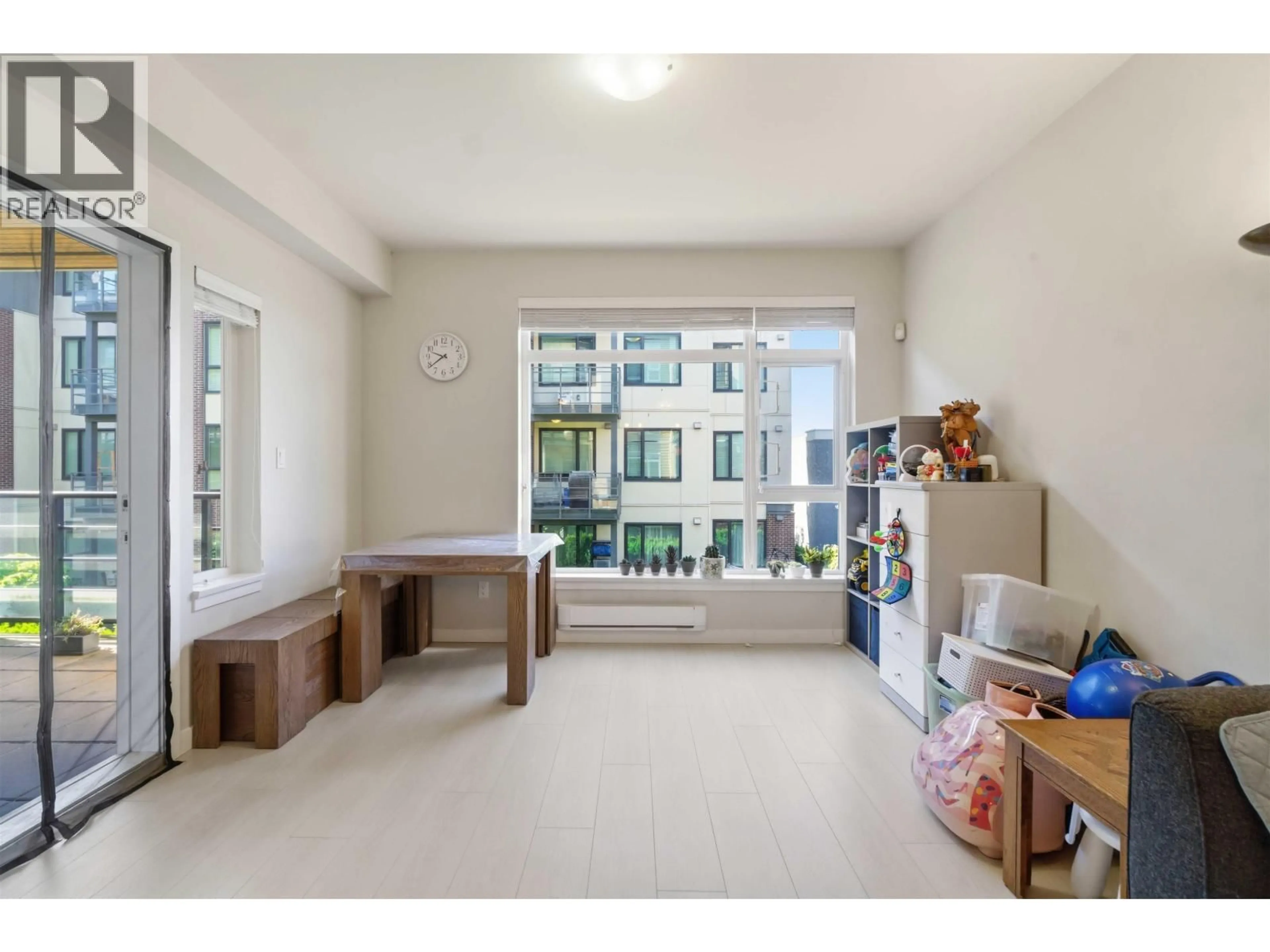 Unknown for 221 - 5248 GRIMMER STREET, Burnaby British Columbia V5H2H2