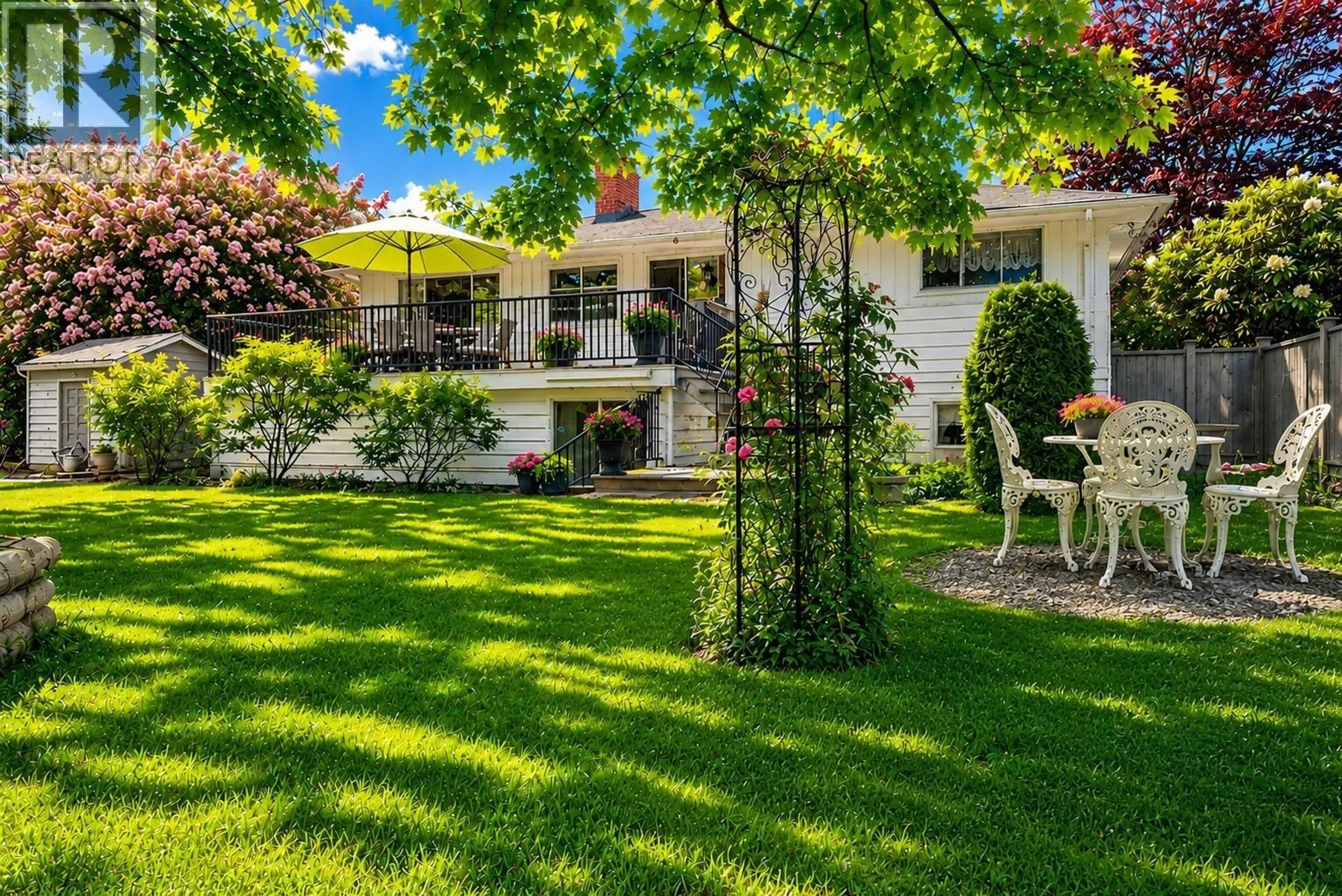 Unknown for 689 POPLAR STREET, Coquitlam British Columbia V3J3K7