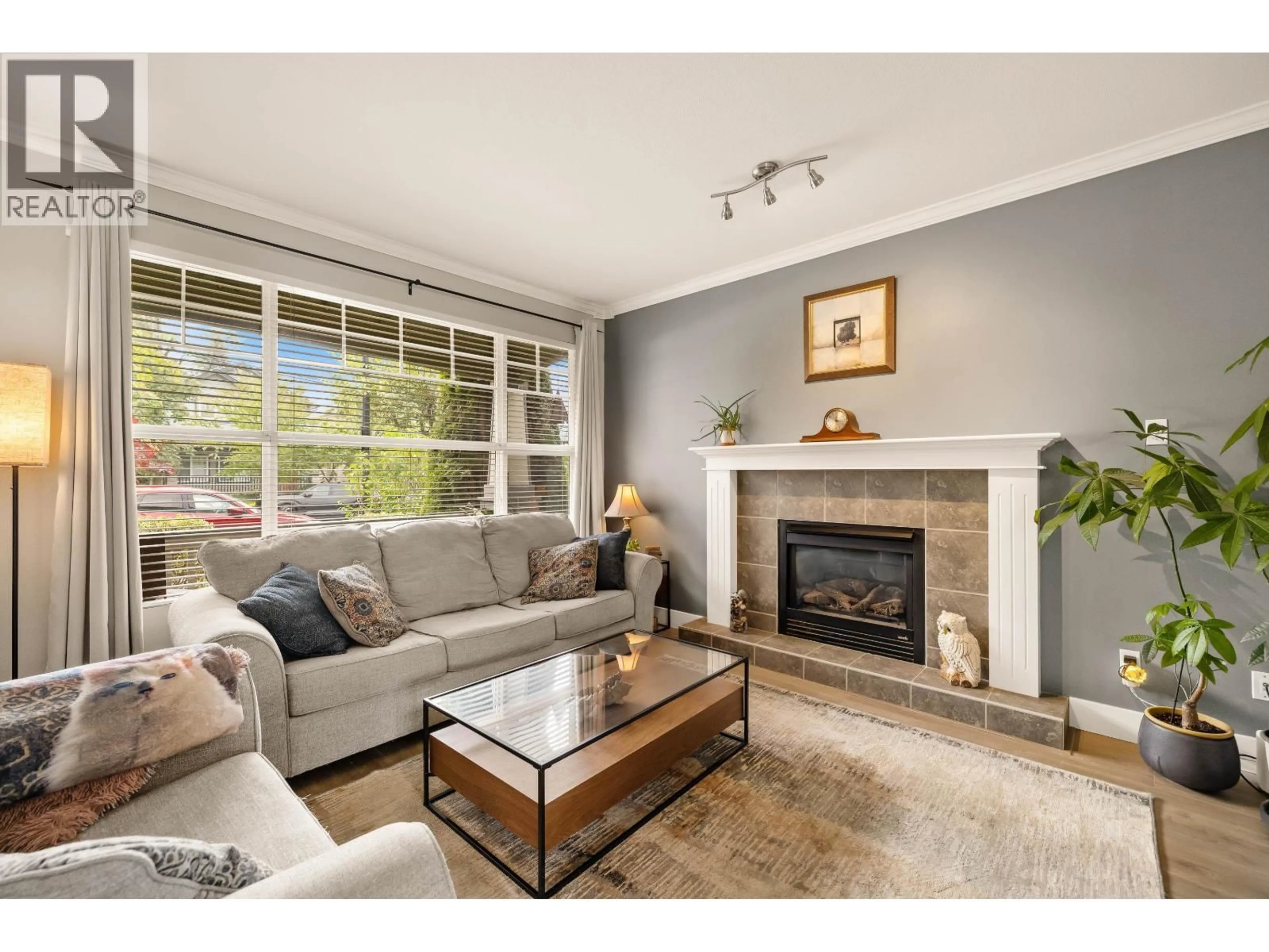 Living room with furniture, unknown for 24327 102 AVENUE, Maple Ridge British Columbia V2W1X9