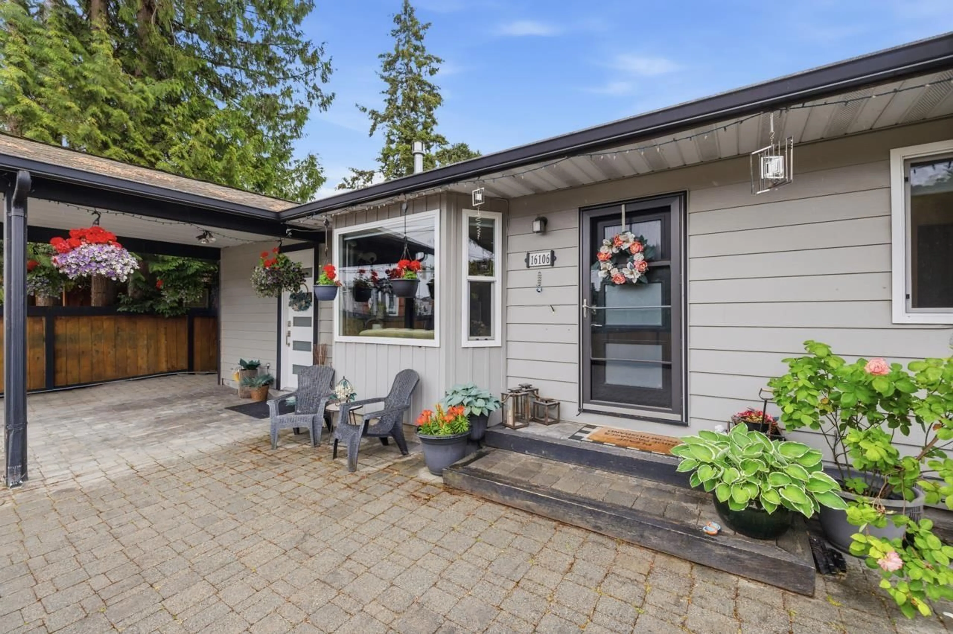 Unknown for 16106 16 AVENUE, Surrey British Columbia V4A1S5