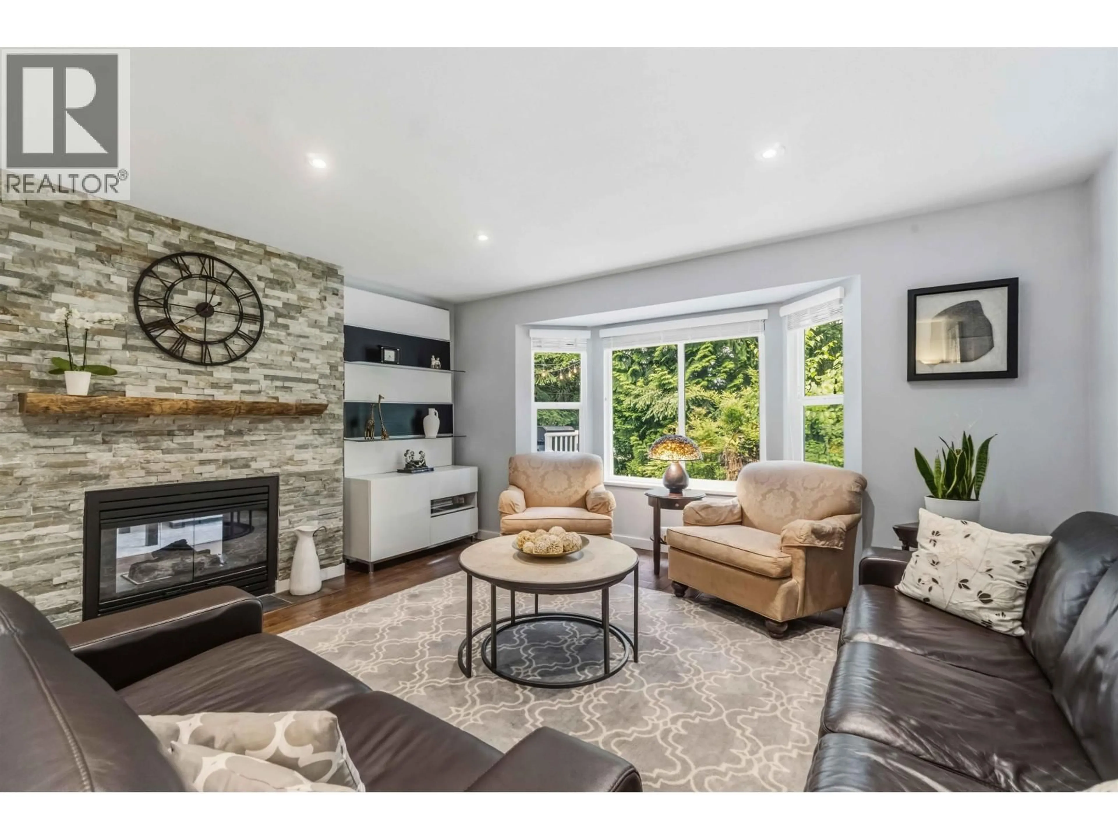 Living room with furniture, unknown for 22 - 101 PARKSIDE DRIVE, Port Moody British Columbia V3H4W6