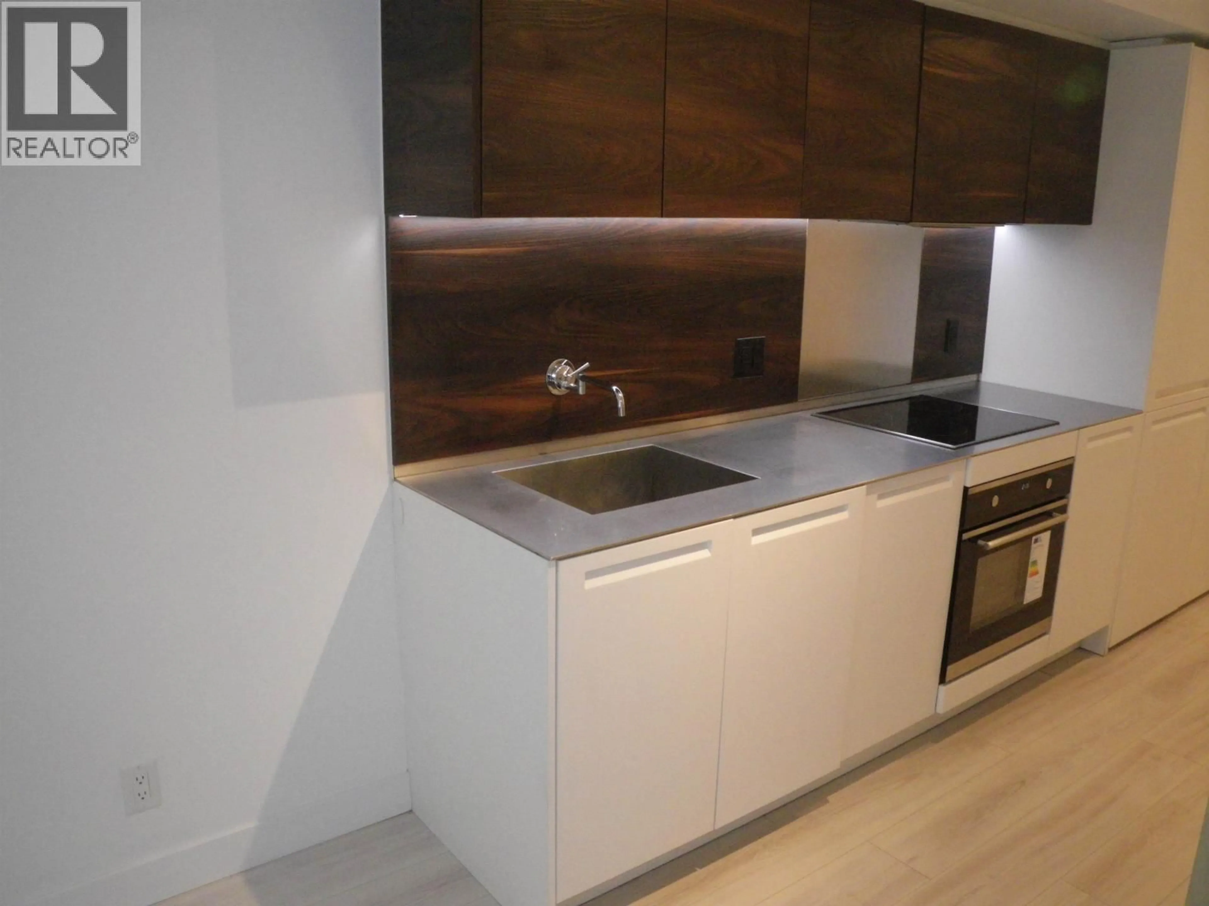 Standard kitchen, unknown for 501 - 1133 HORNBY STREET, Vancouver British Columbia V6Z1W1